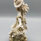 Mädchen mit Blumenstrauß Figur Detailreiche Dekofigur
