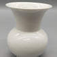 Elegante Kaiser Porzellan Vase – Zeitloses Design in Weiß