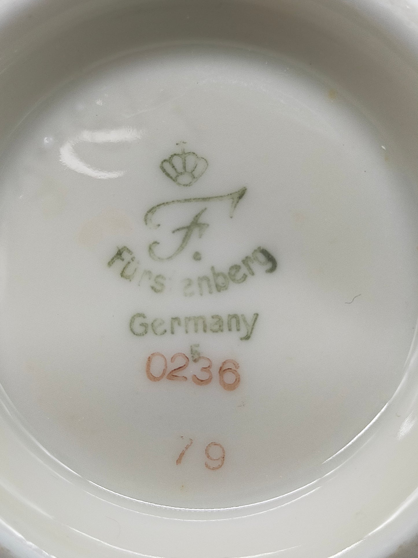 Fürstenberg Porzellan Vase Weiss Goldrand Elegantes Design