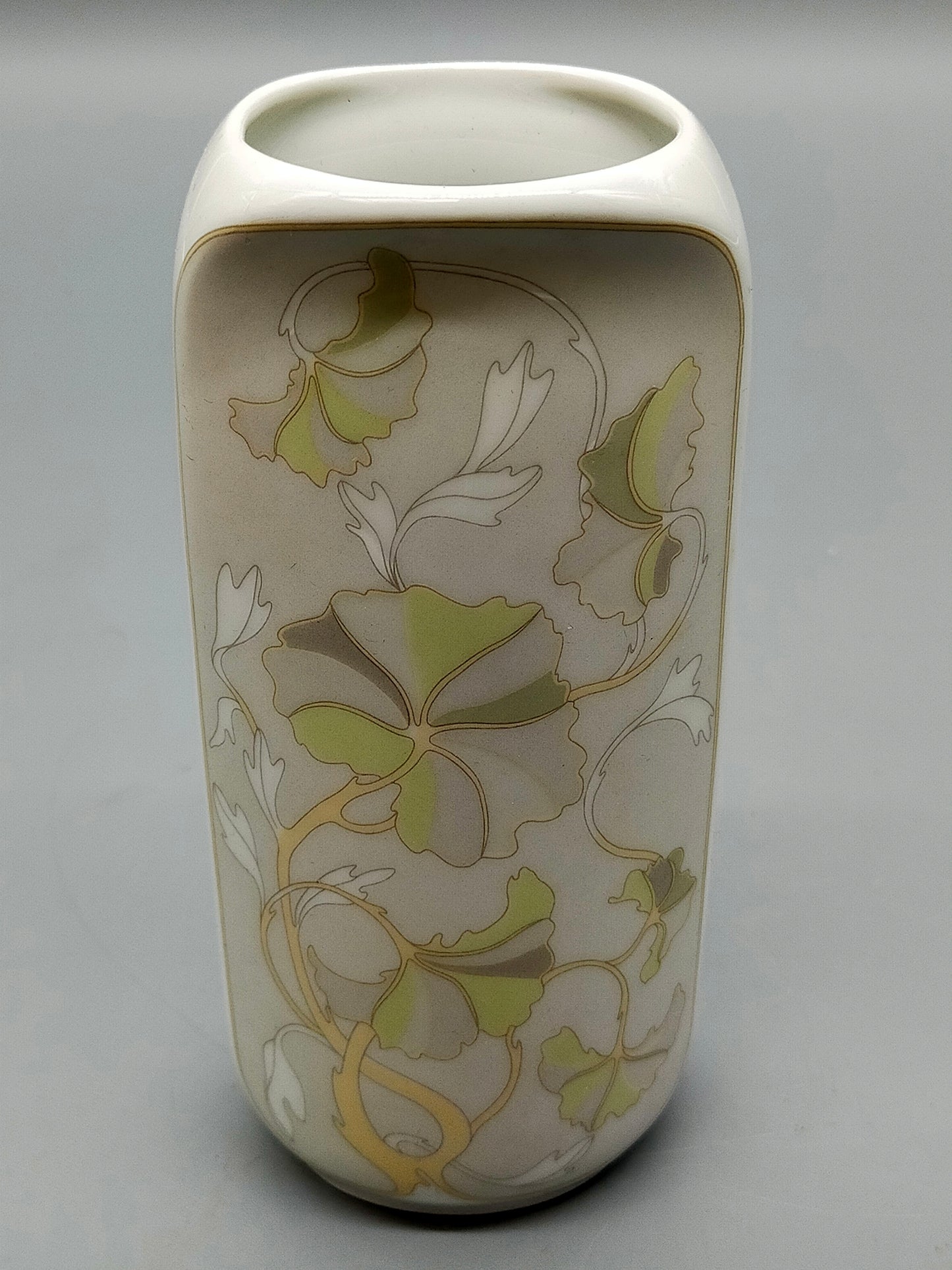 Elegante Kaiser Porzellan Vase Estelle Botanisches Jugenstil-Dekor
