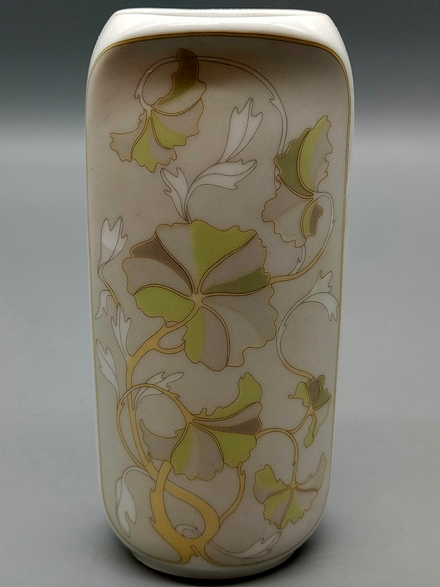 Elegante Kaiser Porzellan Vase Estelle Botanisches Jugenstil-Dekor