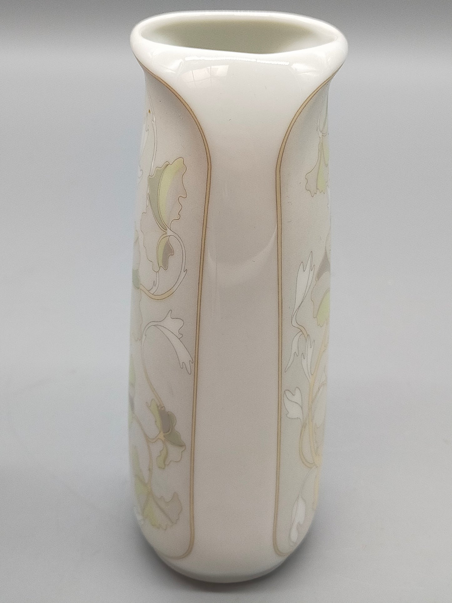 Elegante Kaiser Porzellan Vase Estelle Botanisches Jugenstil-Dekor