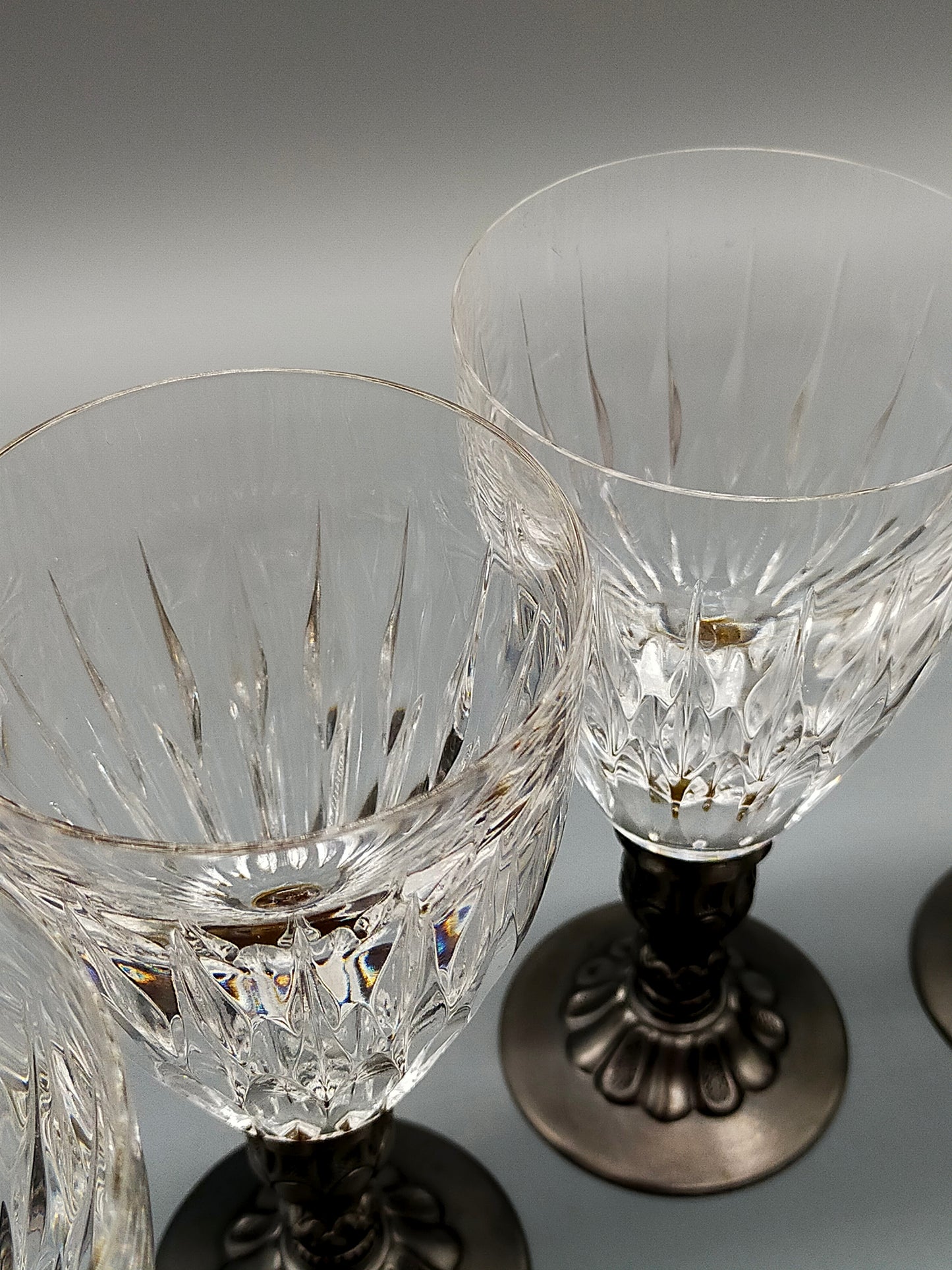 Edles Set Cognacschwenker aus Kristallglas mit Zinnfuß