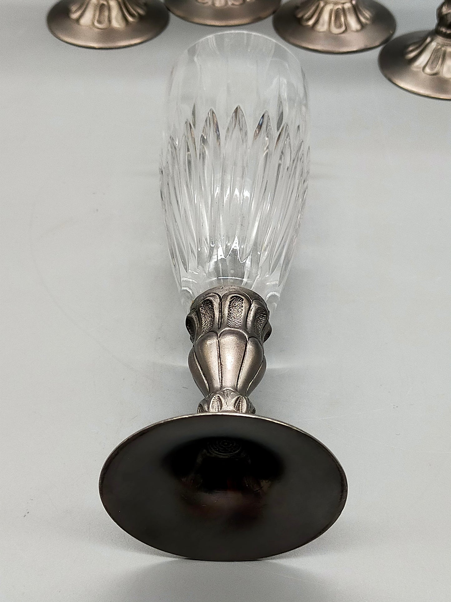 5er Set Sektflöten aus Schliffglas mit Zinnfuß – Elegant & Zeitlos