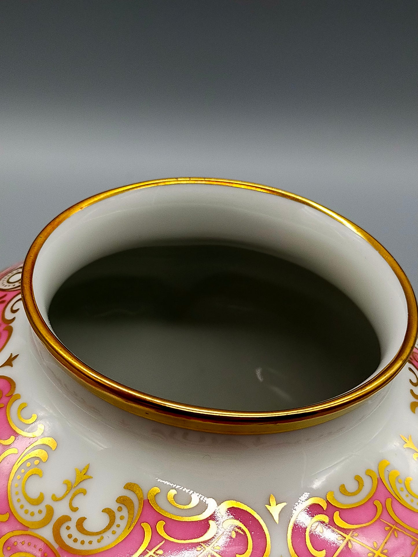 Prunkvolle Lindner Kueps Bavaria Deckelvase Prinzess Rosa Gold
