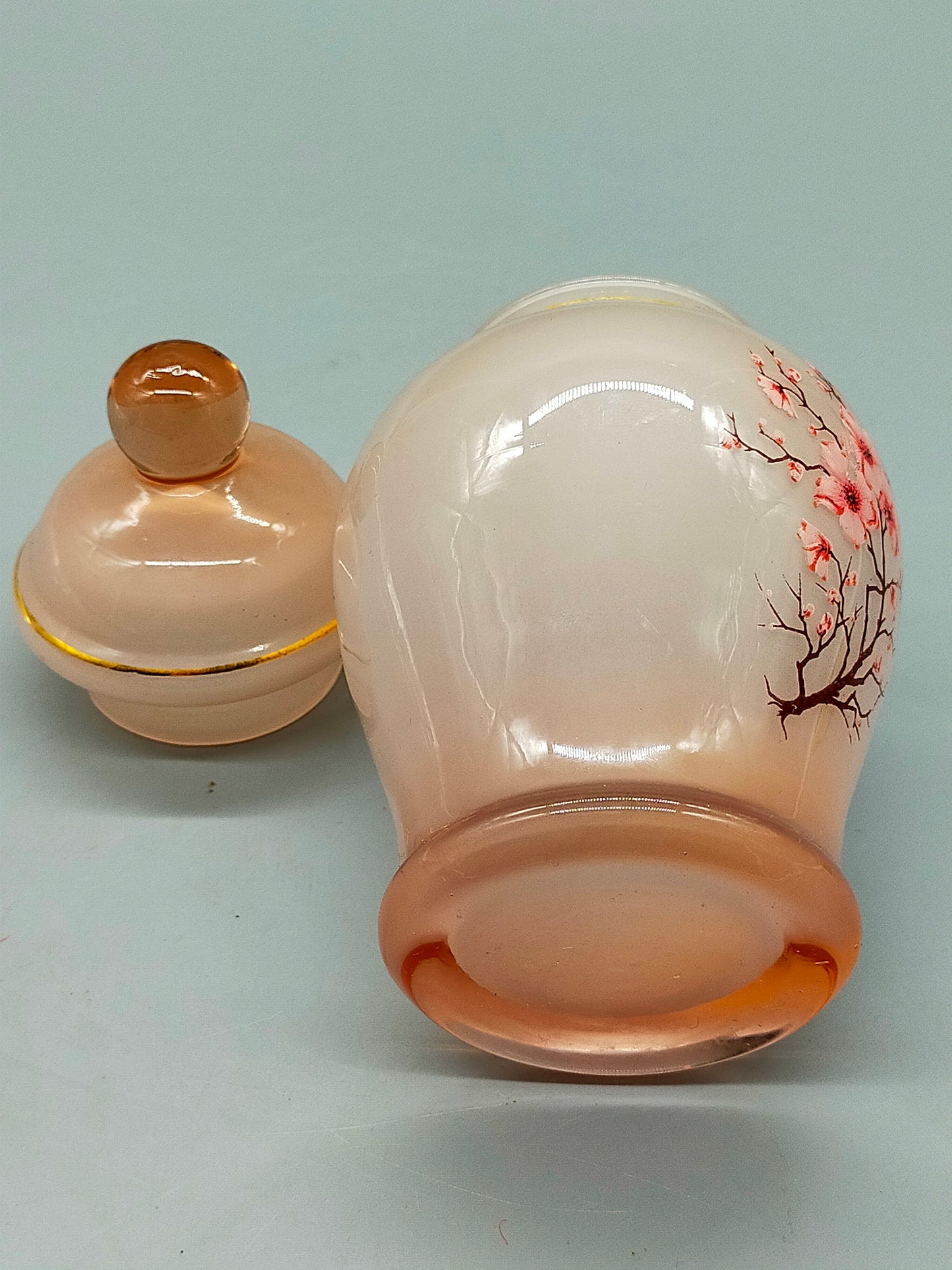Italienische Satinierte Glasdose mit Deckel & Kirschblüten aus Italy