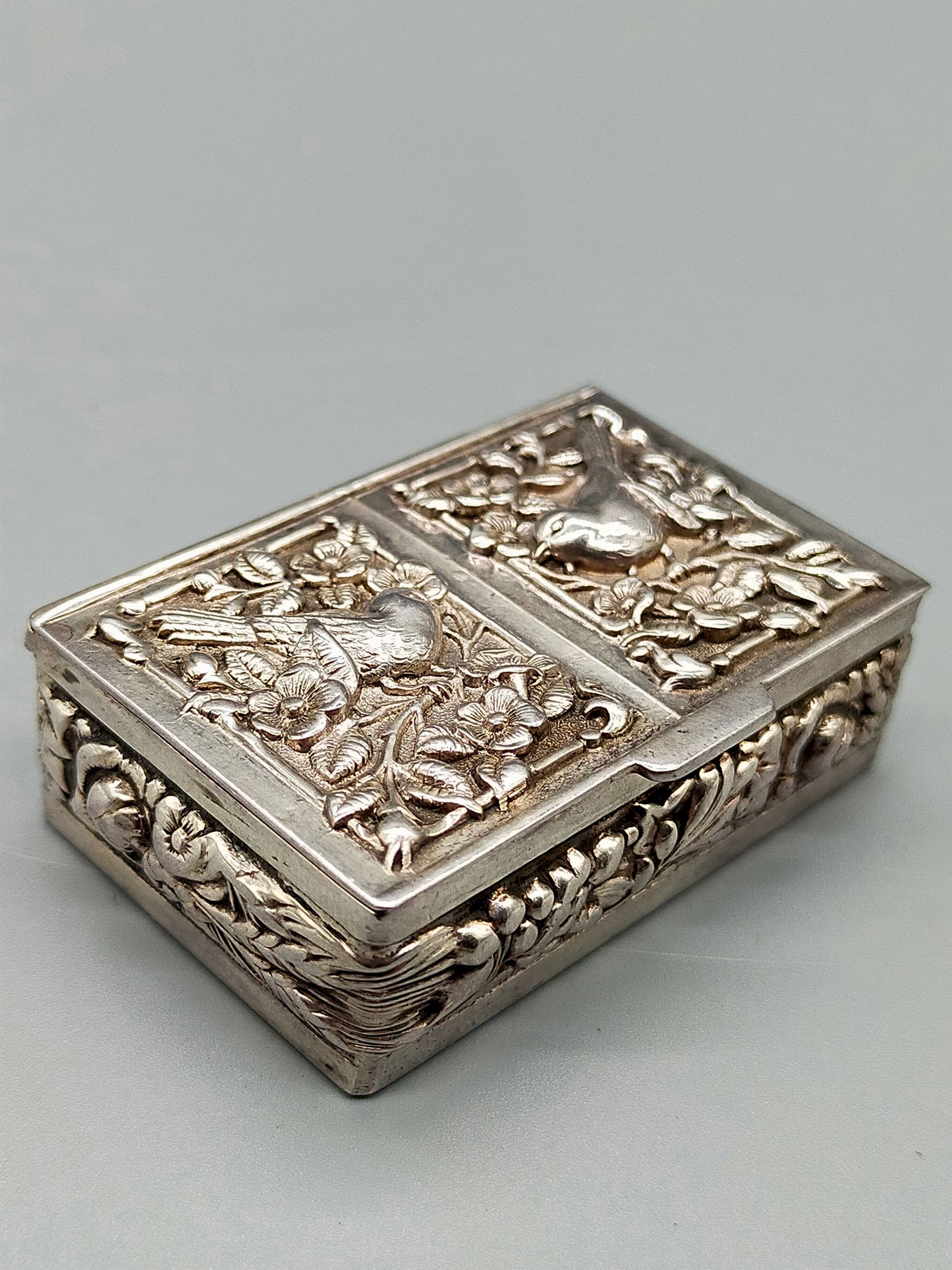 Edle 925 Silber Dose mit Vogelmotiv Antike Schatulle Vergoldet