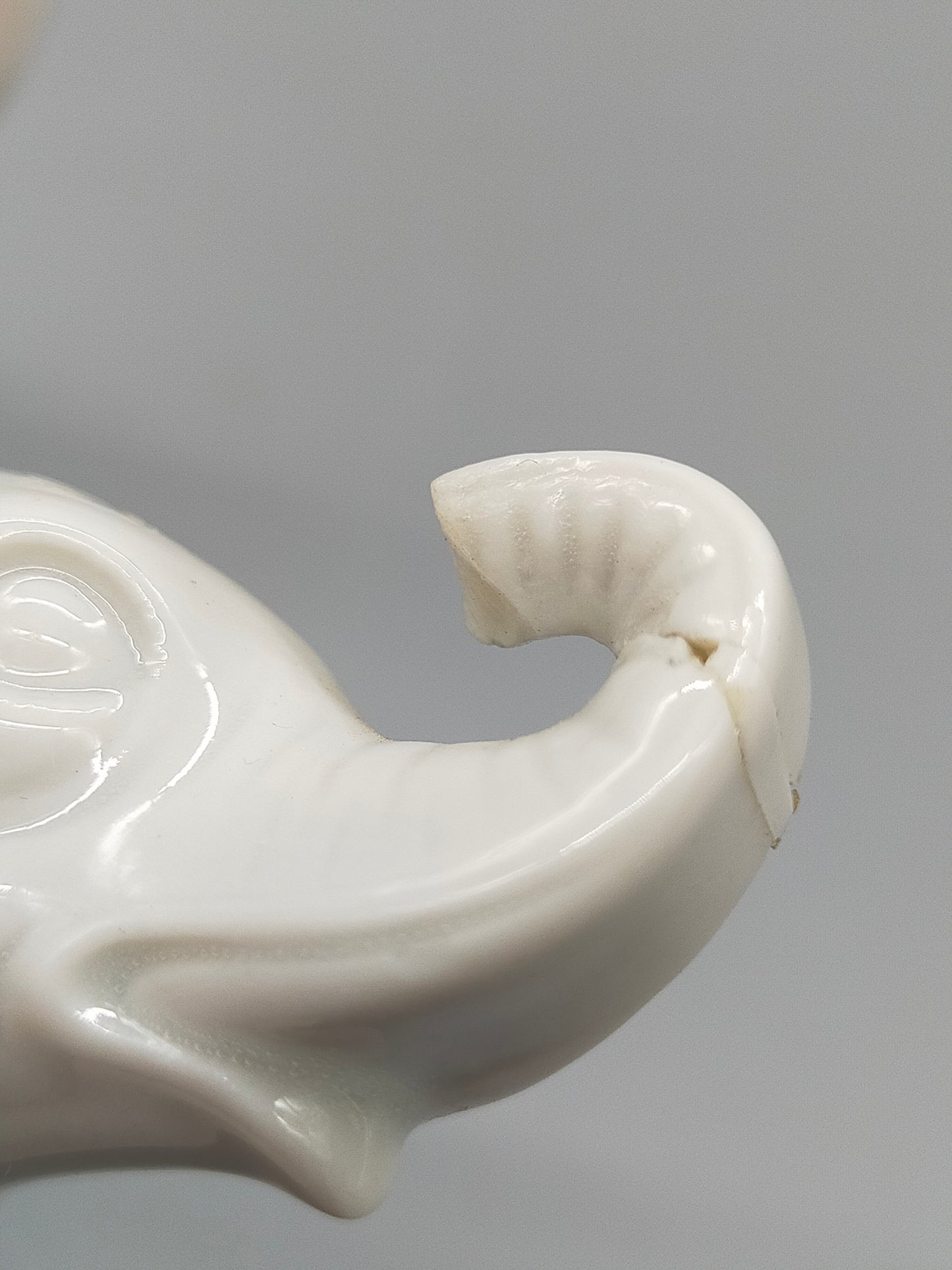 Zwei Elefanten Figuren aus Wagner & Apel Deko Porzellanfiguren Set