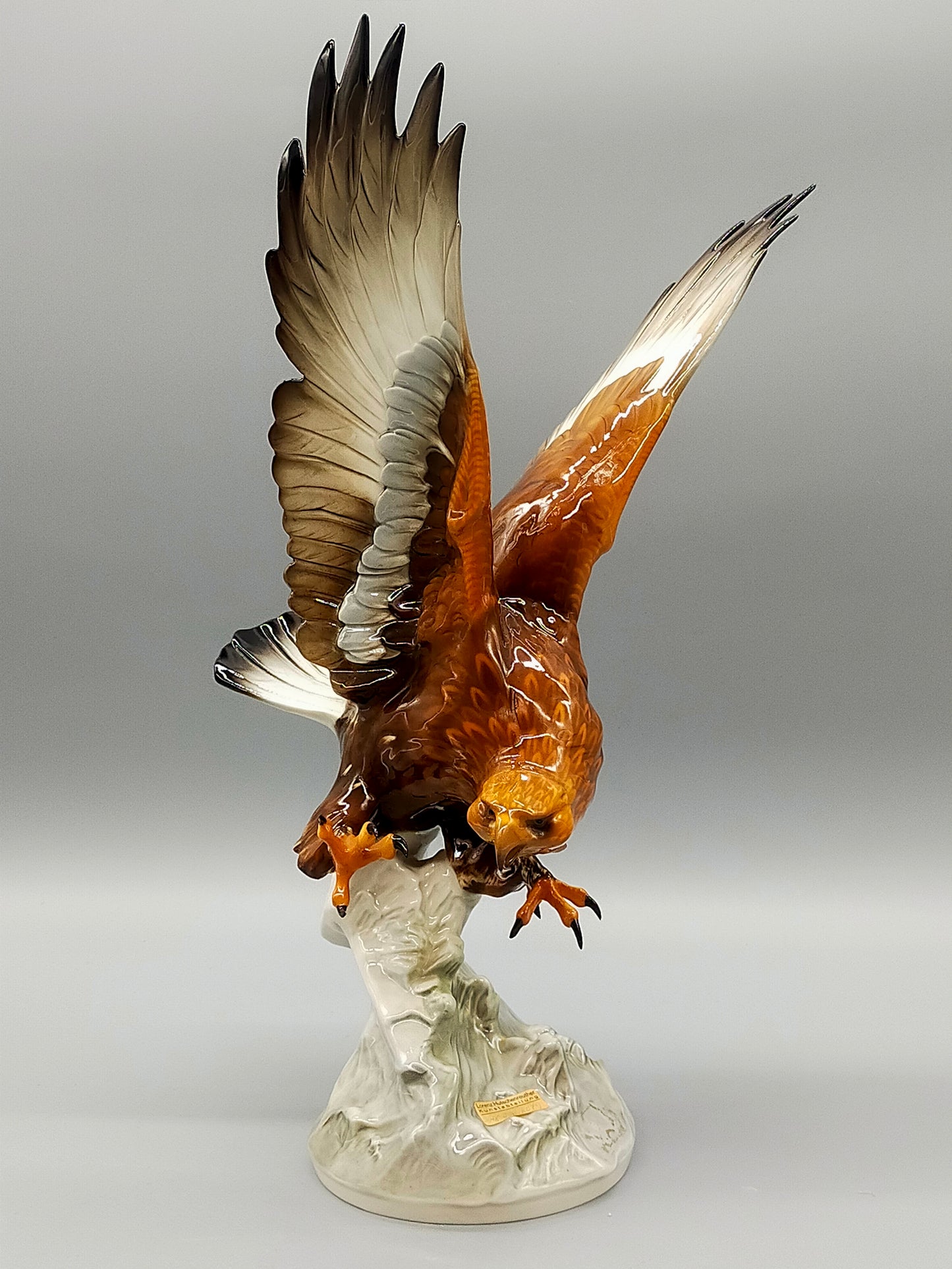Hutschenreuther Porzellanfigur Adler – Imposante Kunstabteilung Skulptur