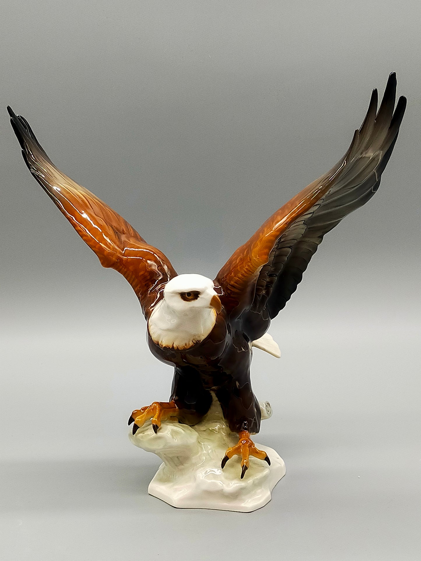 Hutschenreuther – Porzellanfigur Fliegender Adler  Porzellan