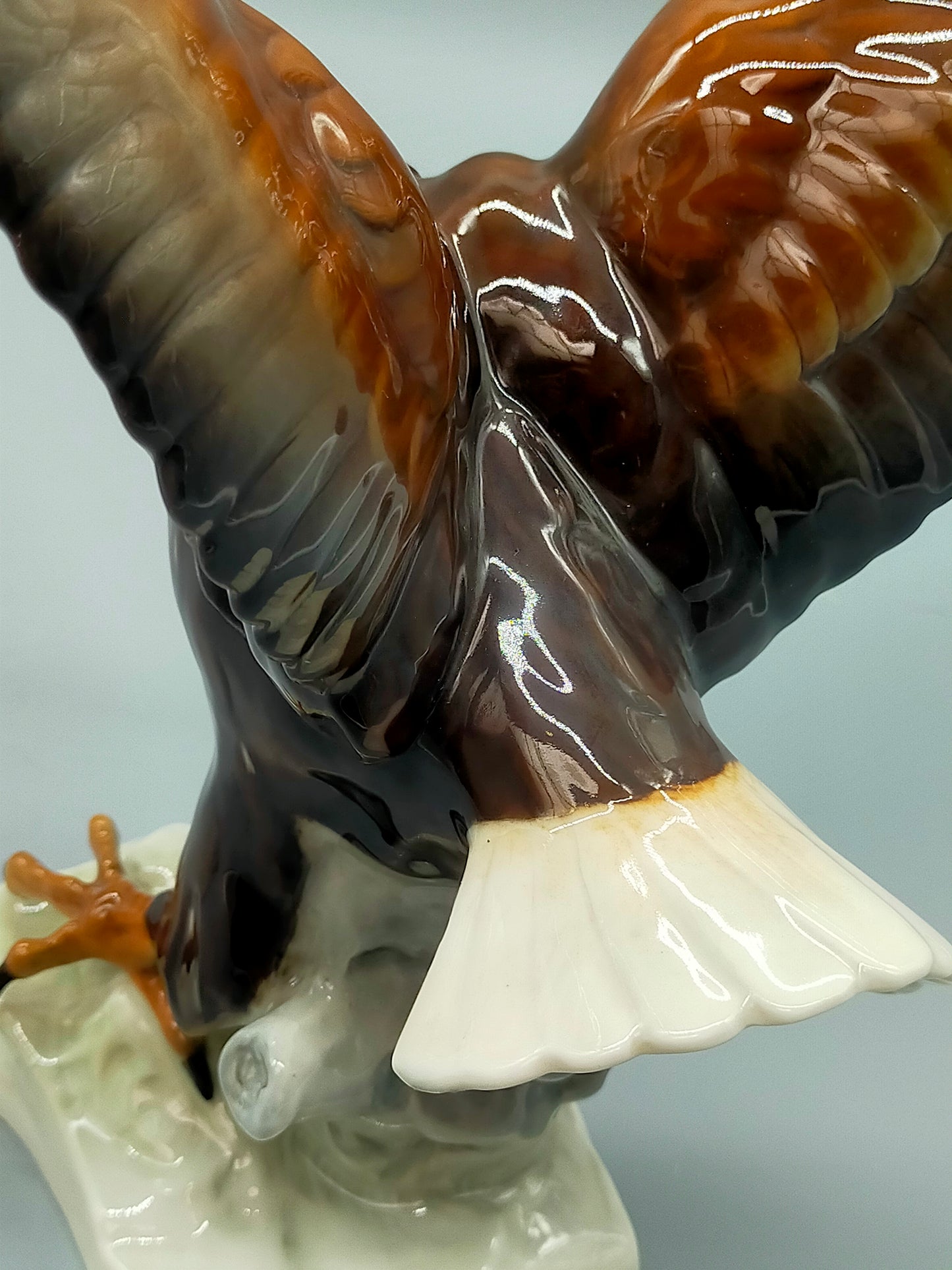Hutschenreuther – Porzellanfigur Fliegender Adler  Porzellan