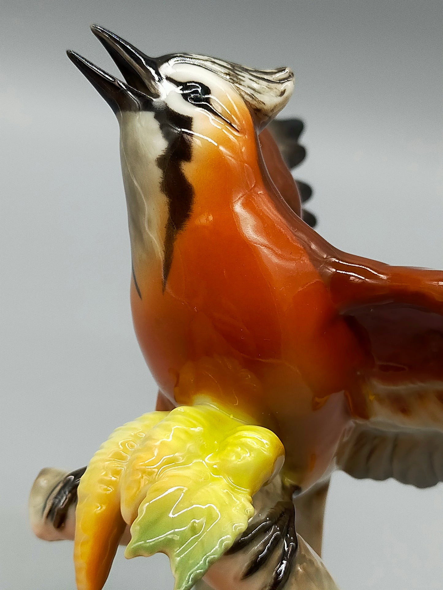 Hutschenreuther Porzellanfigur Eichelhäher – Kunstabteilung