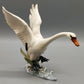 Elegante Hutschenreuther Porzellanfigur Einfallender Schwan Kunstabteilung
