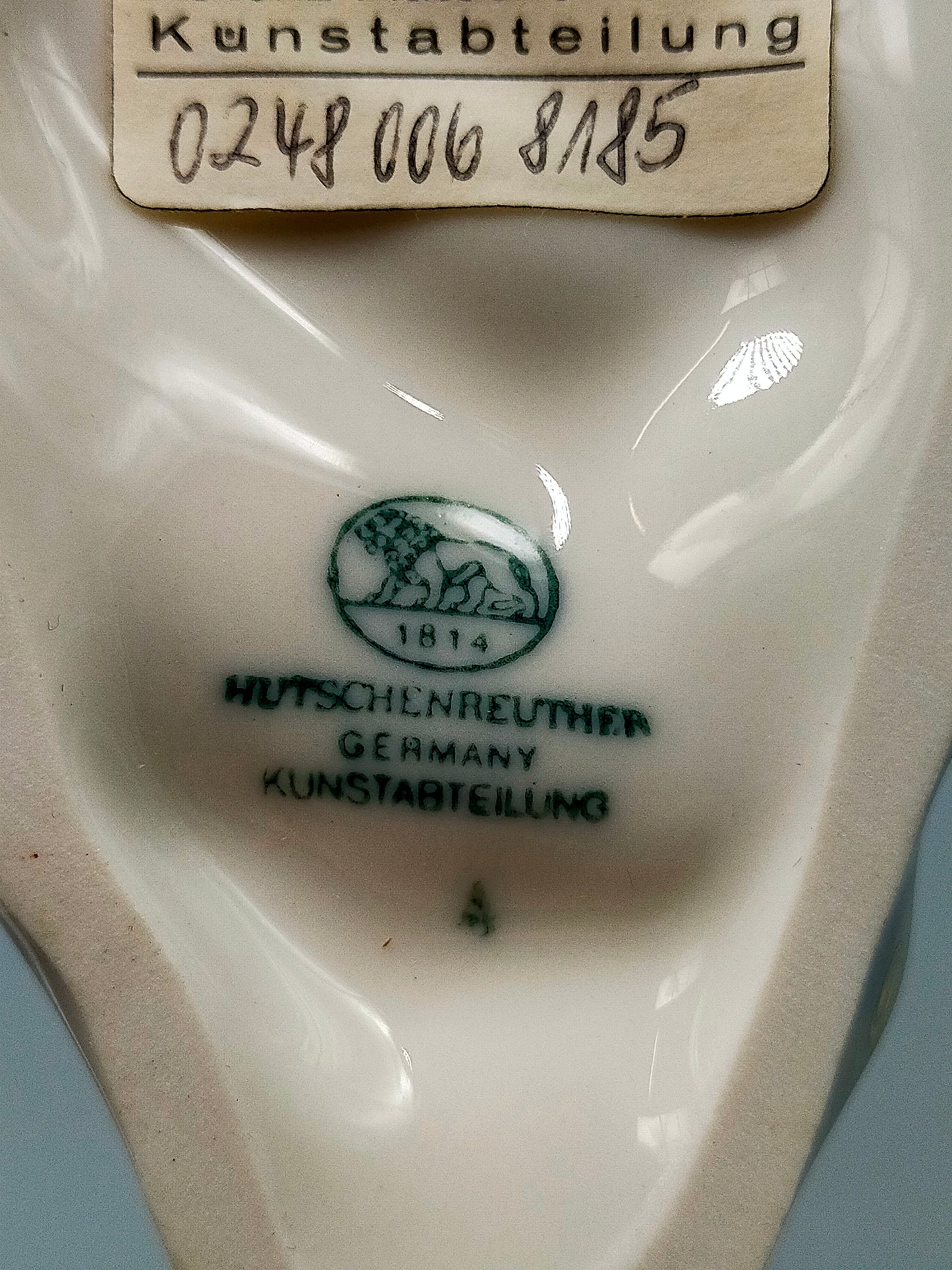 Elegante Hutschenreuther Porzellanfigur Einfallender Schwan Kunstabteilung
