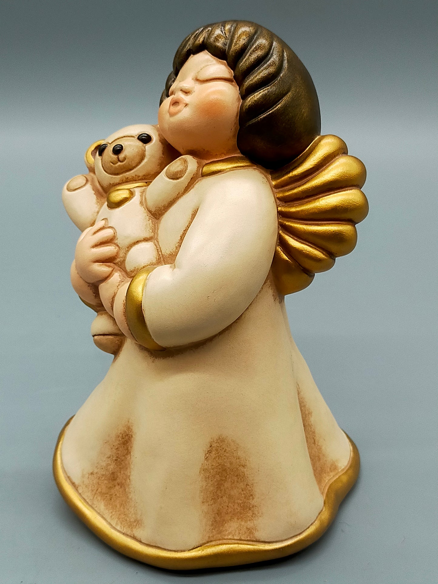 Original Thun Bozner Engel Figur mit Teddybär – Keramik