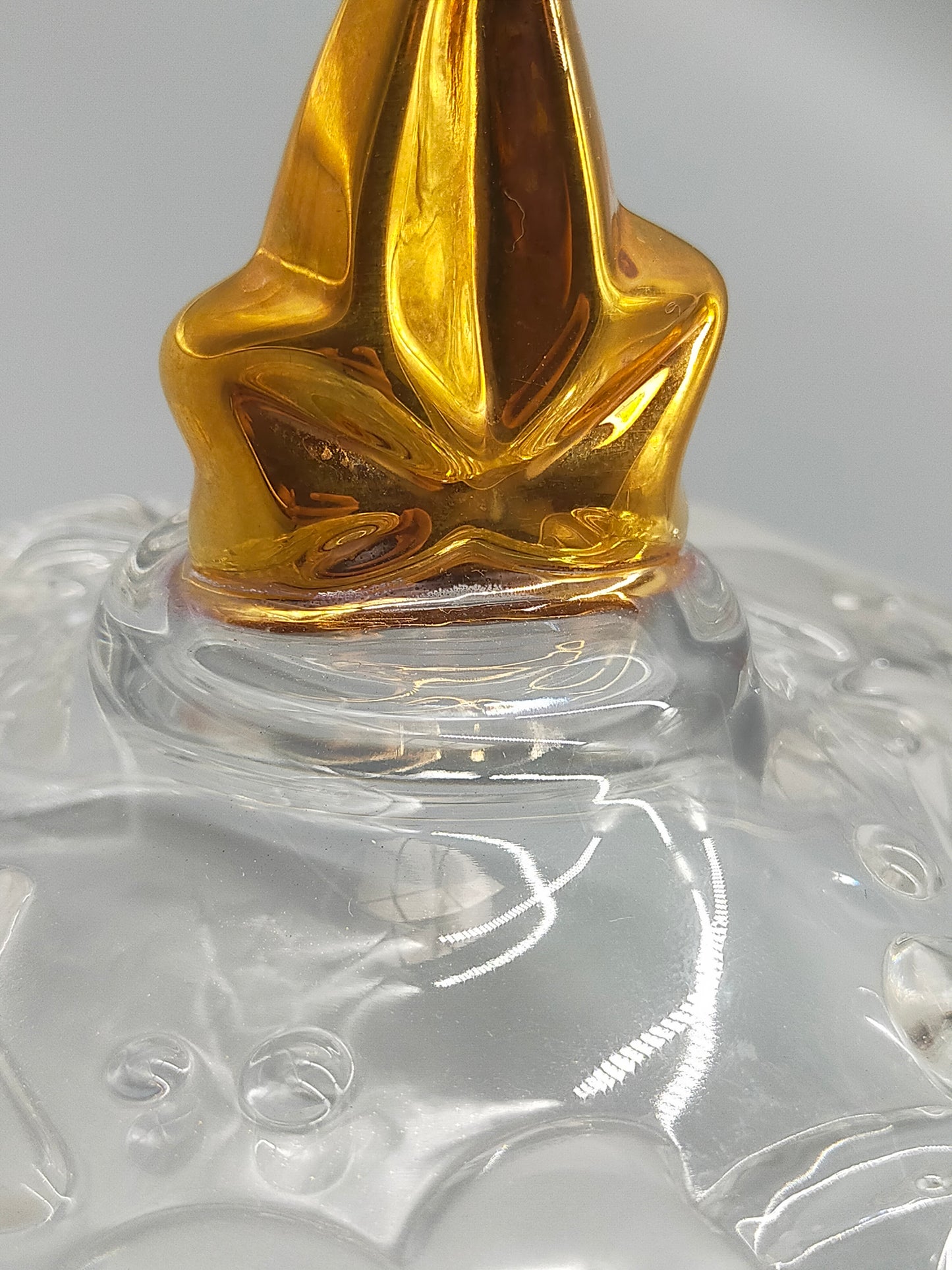 Elegante Kristall Bonbonniere mit Goldknauf – Edle Glasdose
