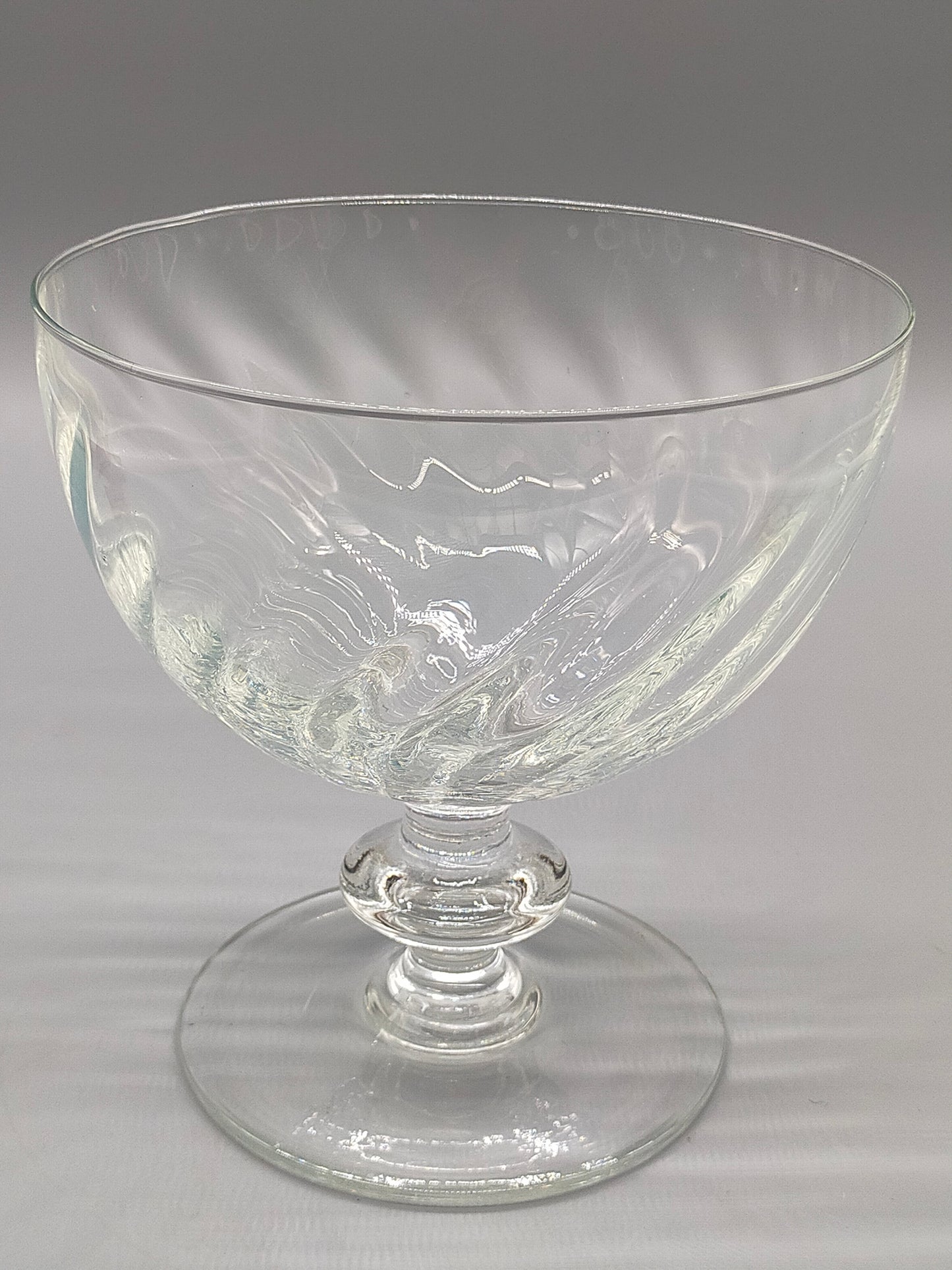 Elegante Kristall Glas Fußschale mit Wirbelmuster – Große Dekorschale