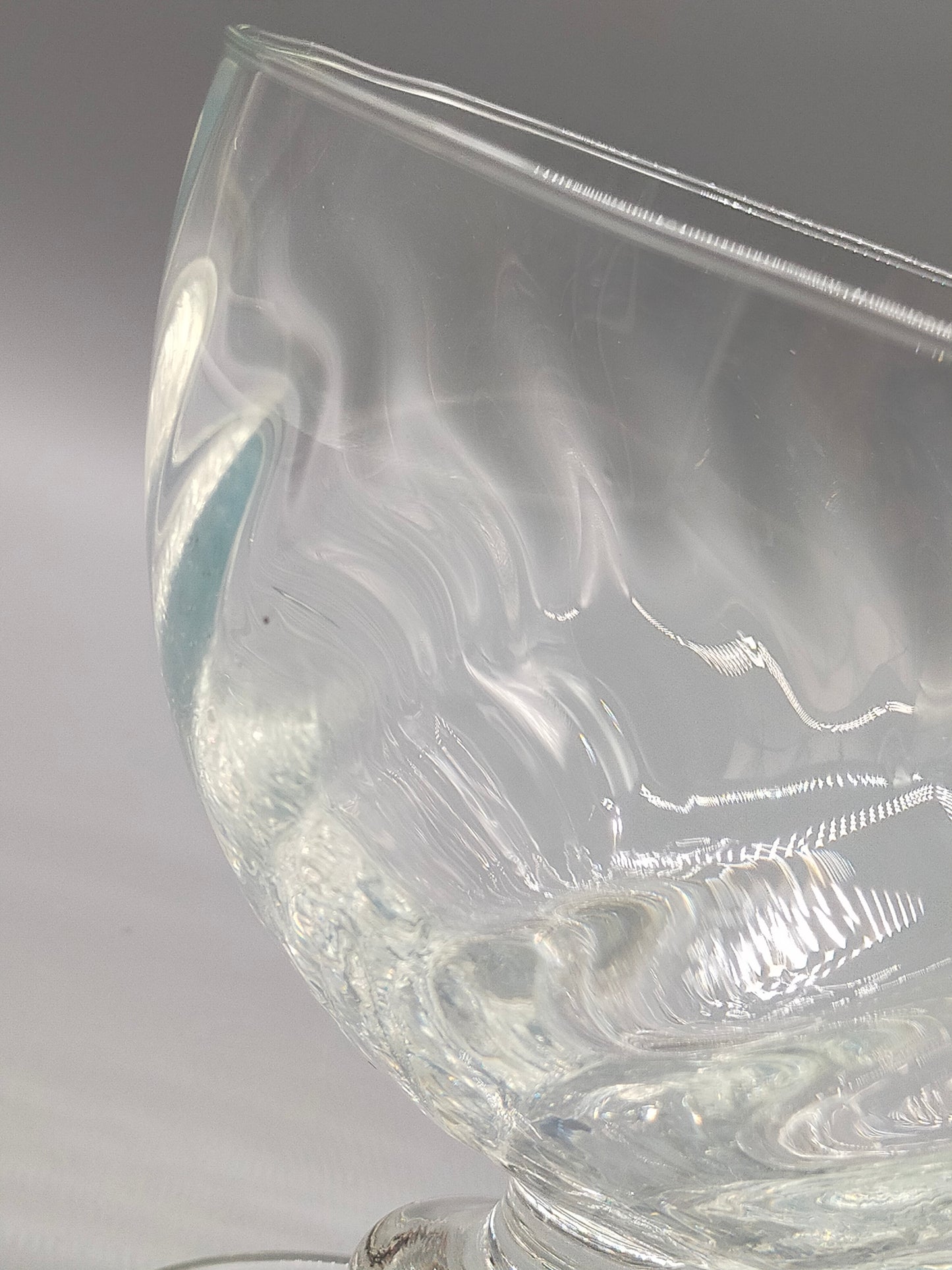Elegante Kristall Glas Fußschale mit Wirbelmuster – Große Dekorschale