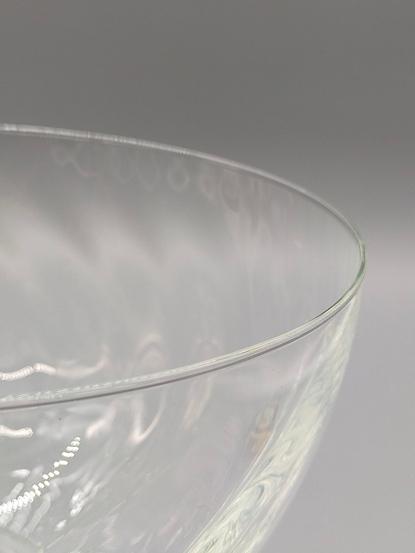 Elegante Kristall Glas Fußschale mit Wirbelmuster – Große Dekorschale