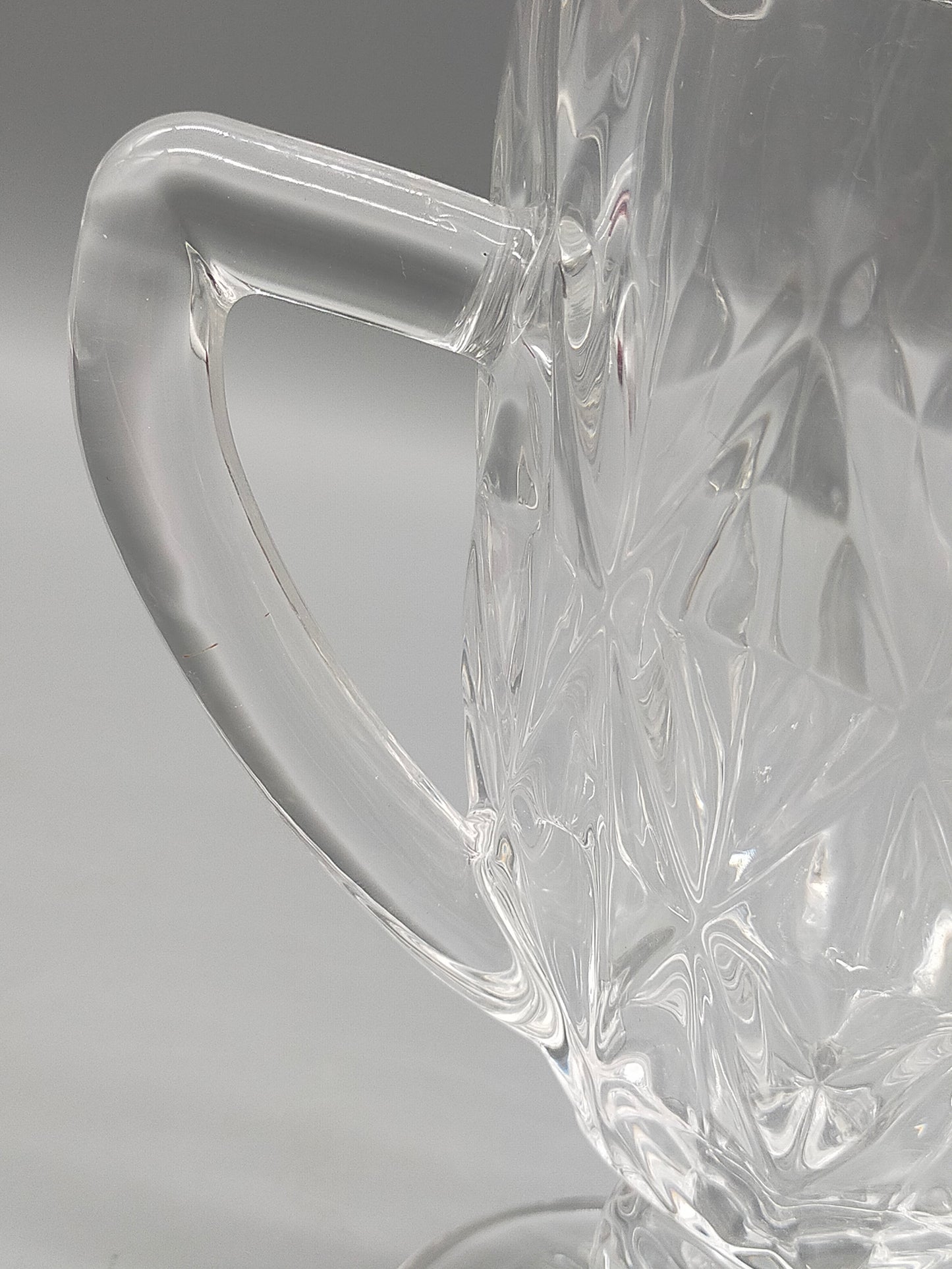 Kristallglas Krug mit Schliff – Vintage Glaskanne mit Henkel