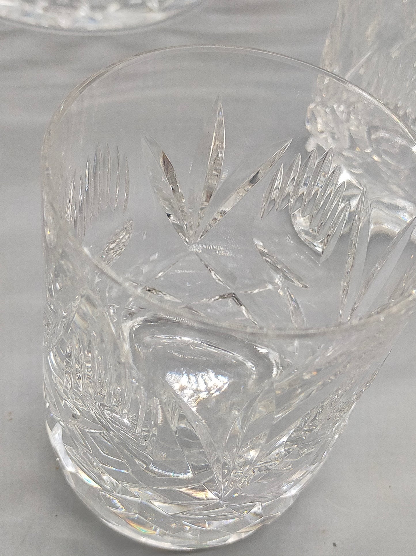 Edles Kristall Bowleset 4-tlg. – Bowlegefäß mit Deckel & 3 Gläsern