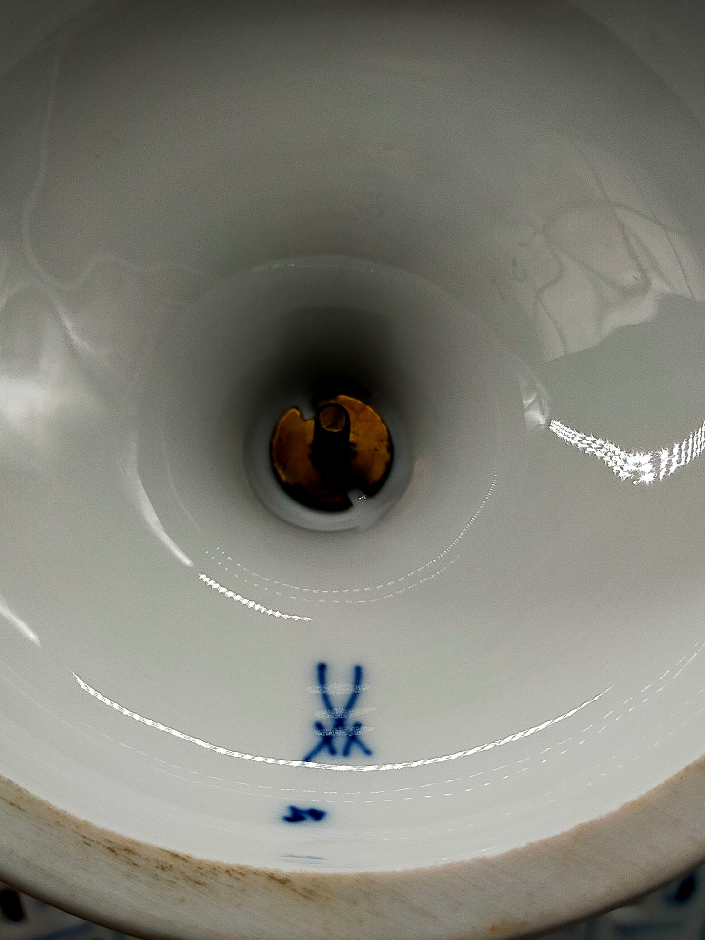 Titel Meissen Zwiebelmuster Durchbruchschale auf Fuß – Erste Wahl