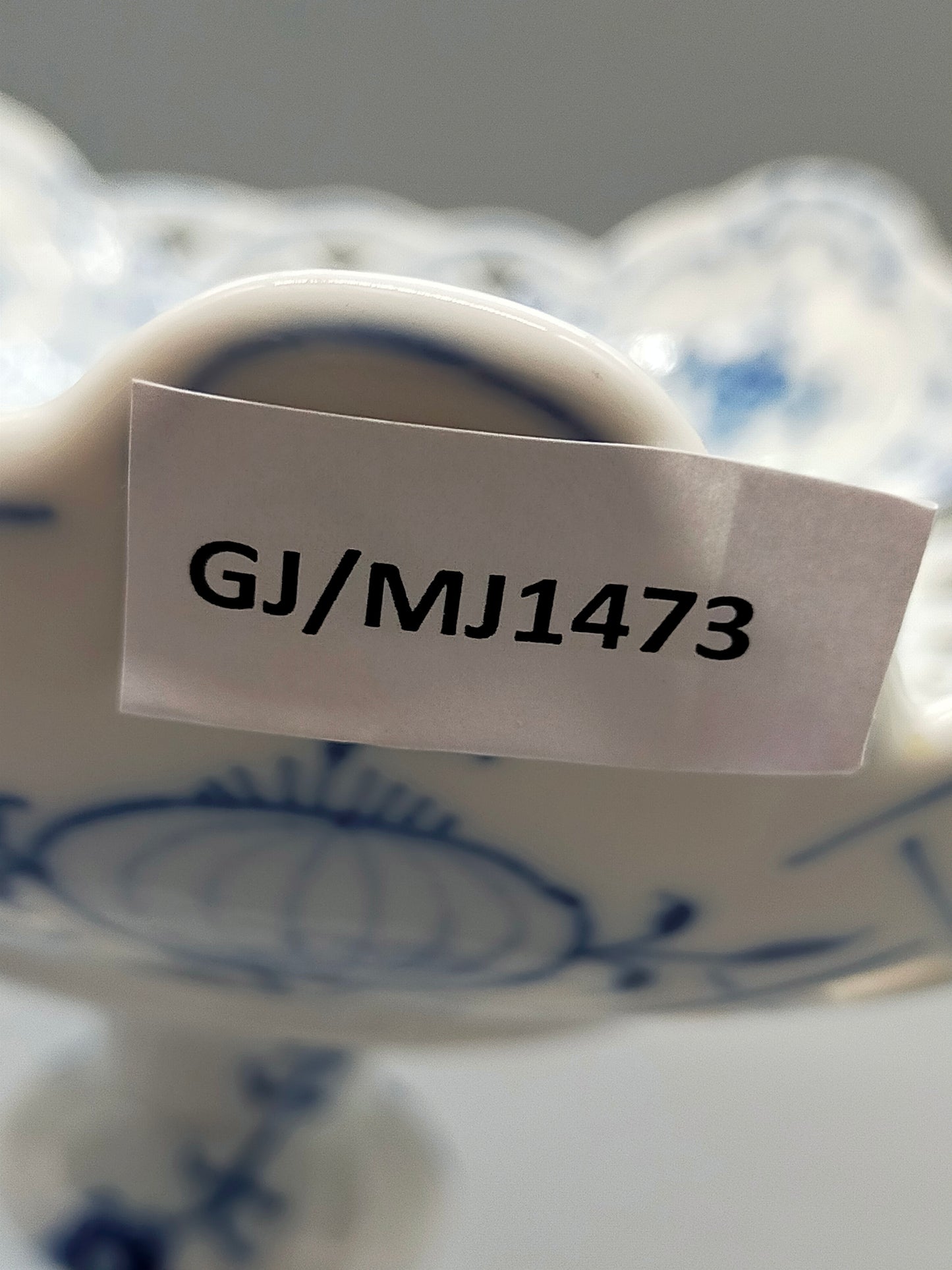 Titel Meissen Zwiebelmuster Durchbruchschale auf Fuß – Erste Wahl