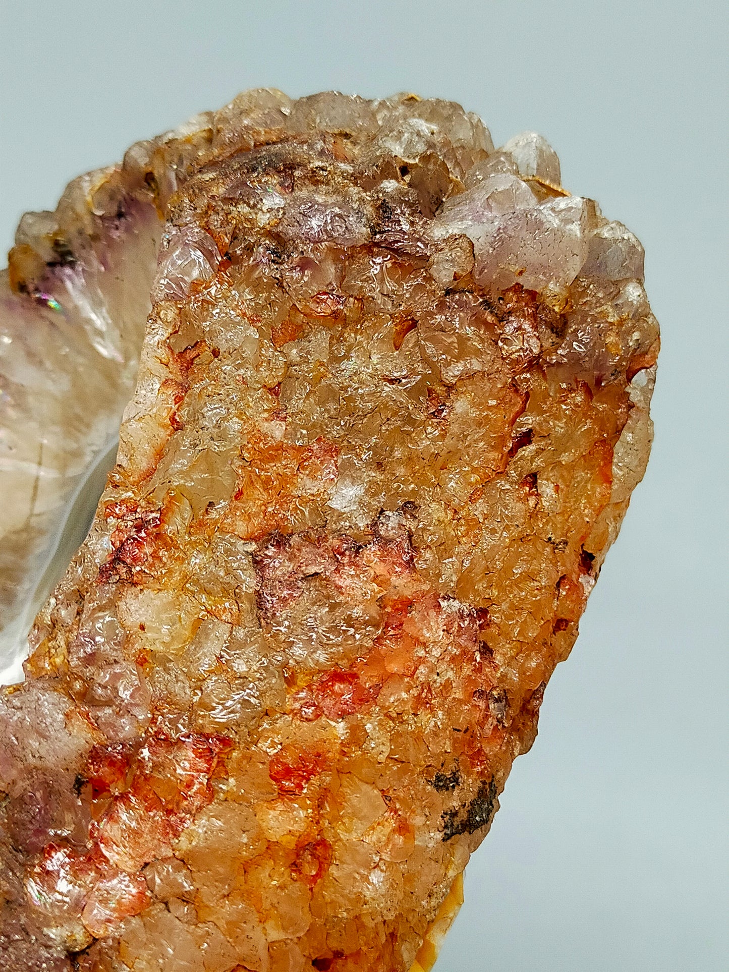 Eindrucksvolle Achat Scheibe mit Quarzkristallen – Naturmineral