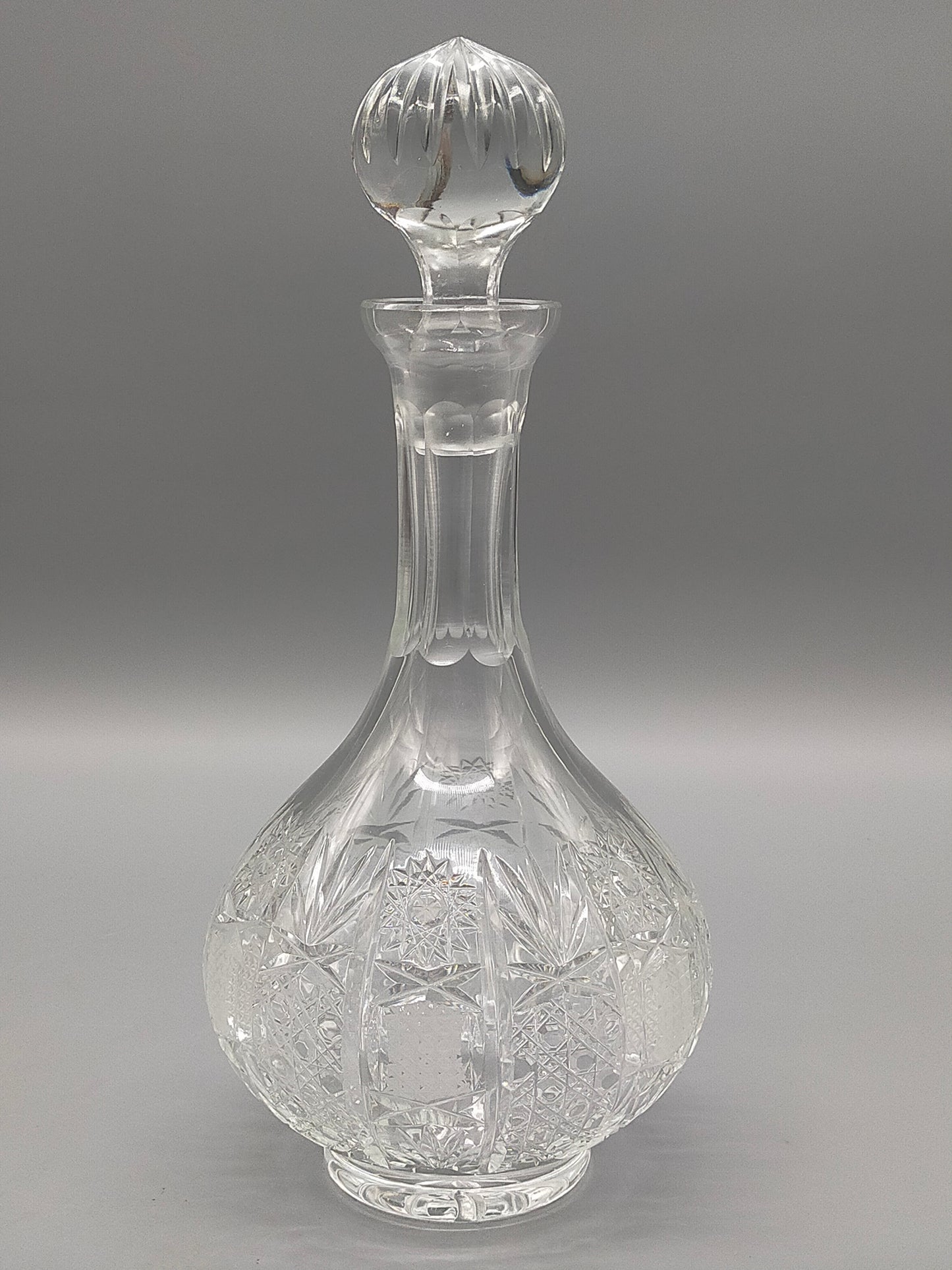 Edle Bleikristall Karaffe mit Stöpsel – Elegante Glaskaraffe