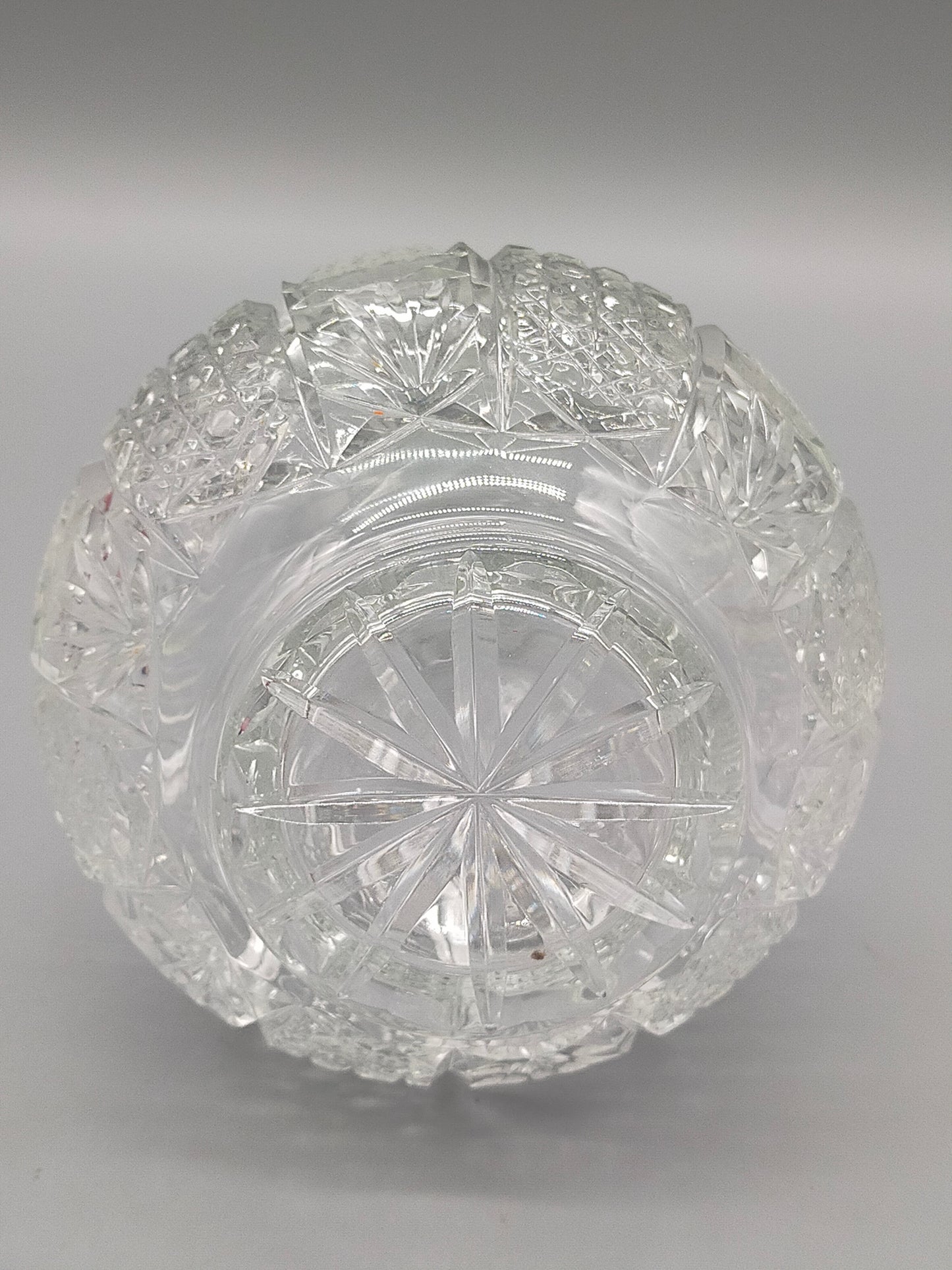 Edle Bleikristall Karaffe mit Stöpsel – Elegante Glaskaraffe