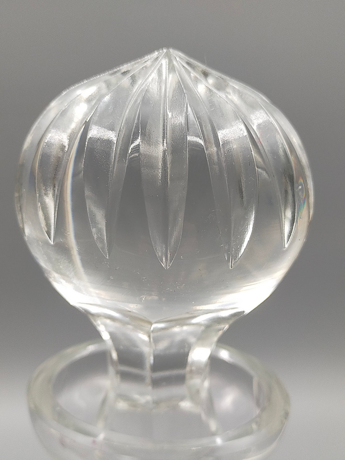 Edle Bleikristall Karaffe mit Stöpsel – Elegante Glaskaraffe