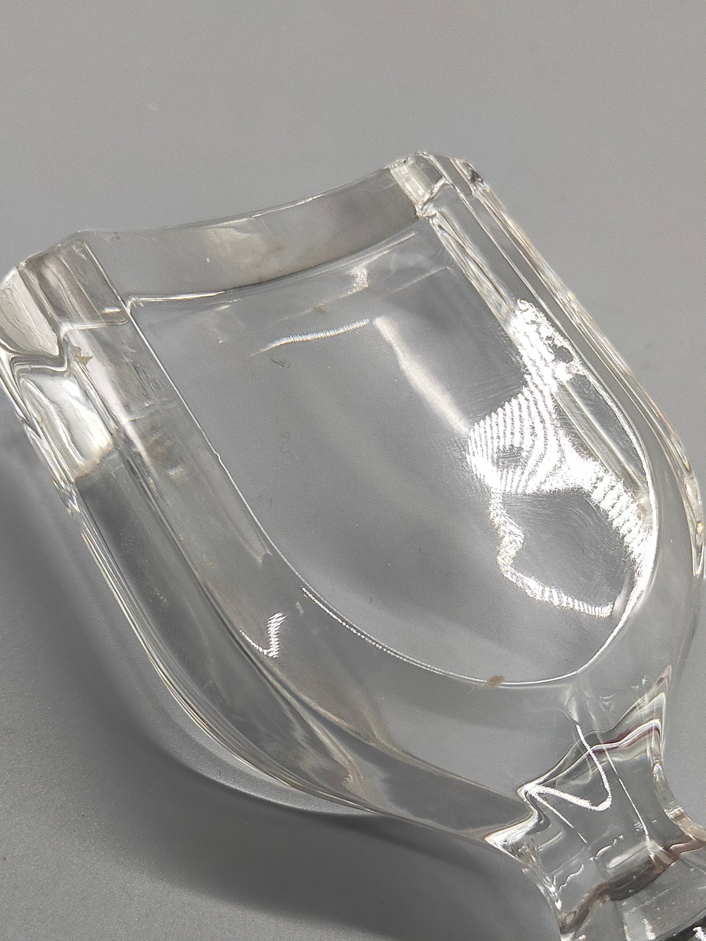 Elegante Glaskaraffe – Edler Dekanter mit Stopfen