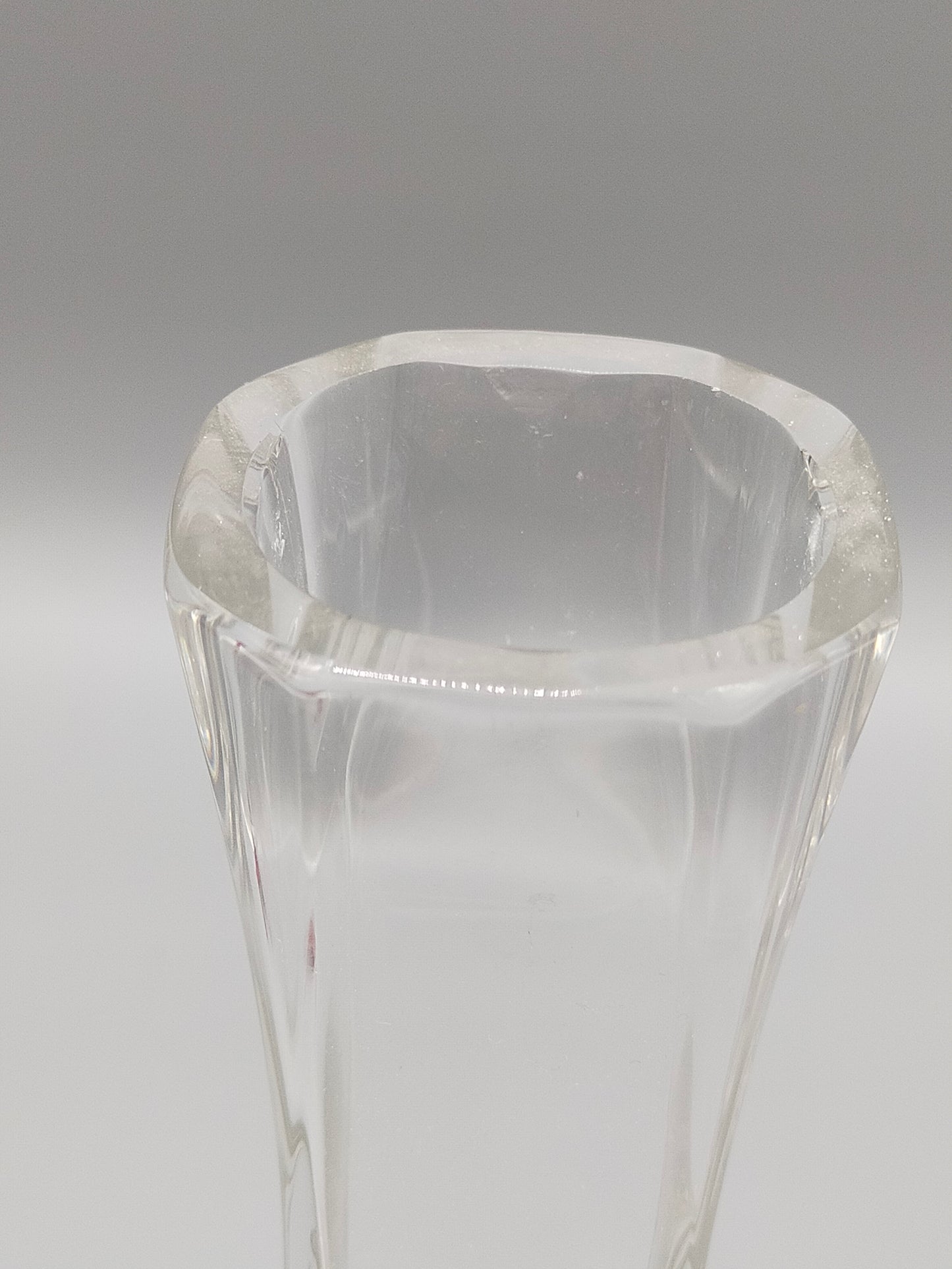 Elegante Glaskaraffe mit Stopfen – Kristall Dekanter