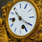 Antike Pendule Kamin Uhr – Galantes Paar auf Schaukel