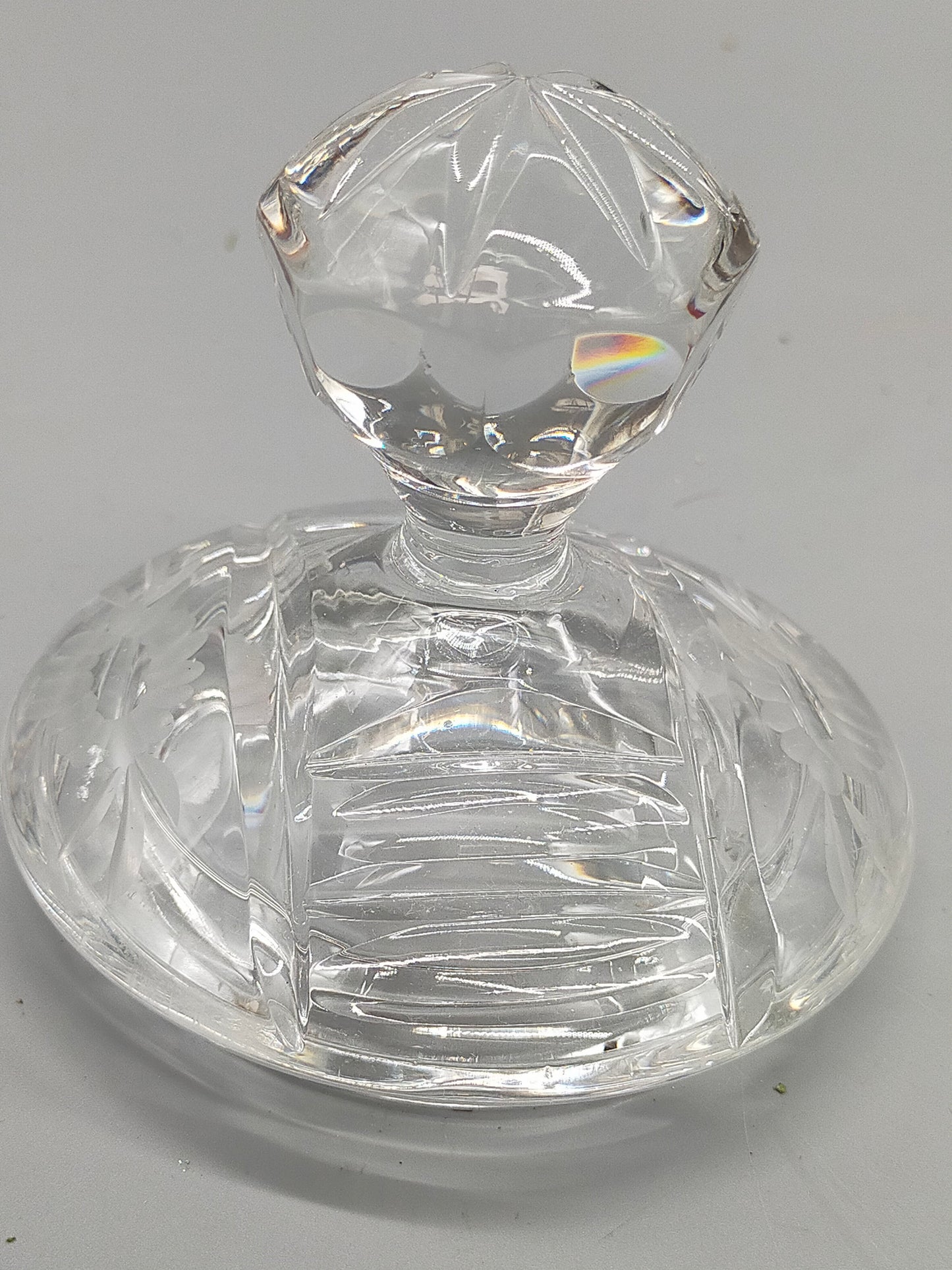 Elegante Kristall Dose mit Deckel – Feiner Schliff & Gravur