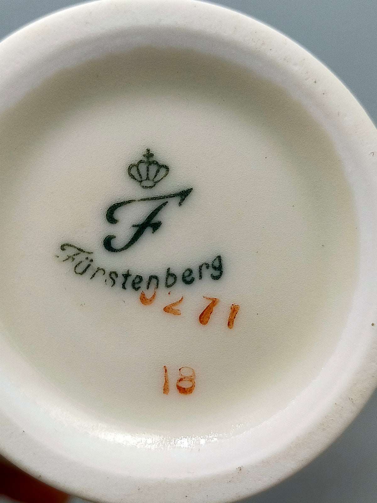 Fürstenberg Porzellan Vasen Set – Antike Vasen mit Rosen Dekor