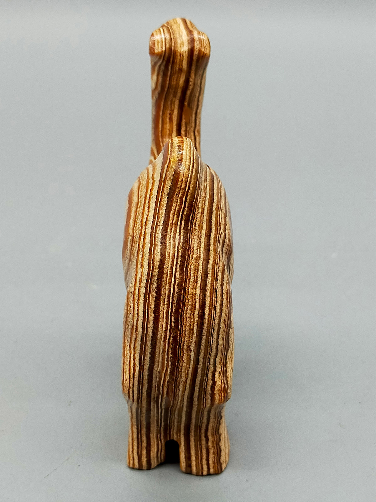 Handgeschnitzte Kamel Skulptur aus Marmor – Marokko Deko