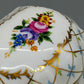 Handbemalte MO Porzellan Dose mit Goldstaffierung und Blumenmotiv