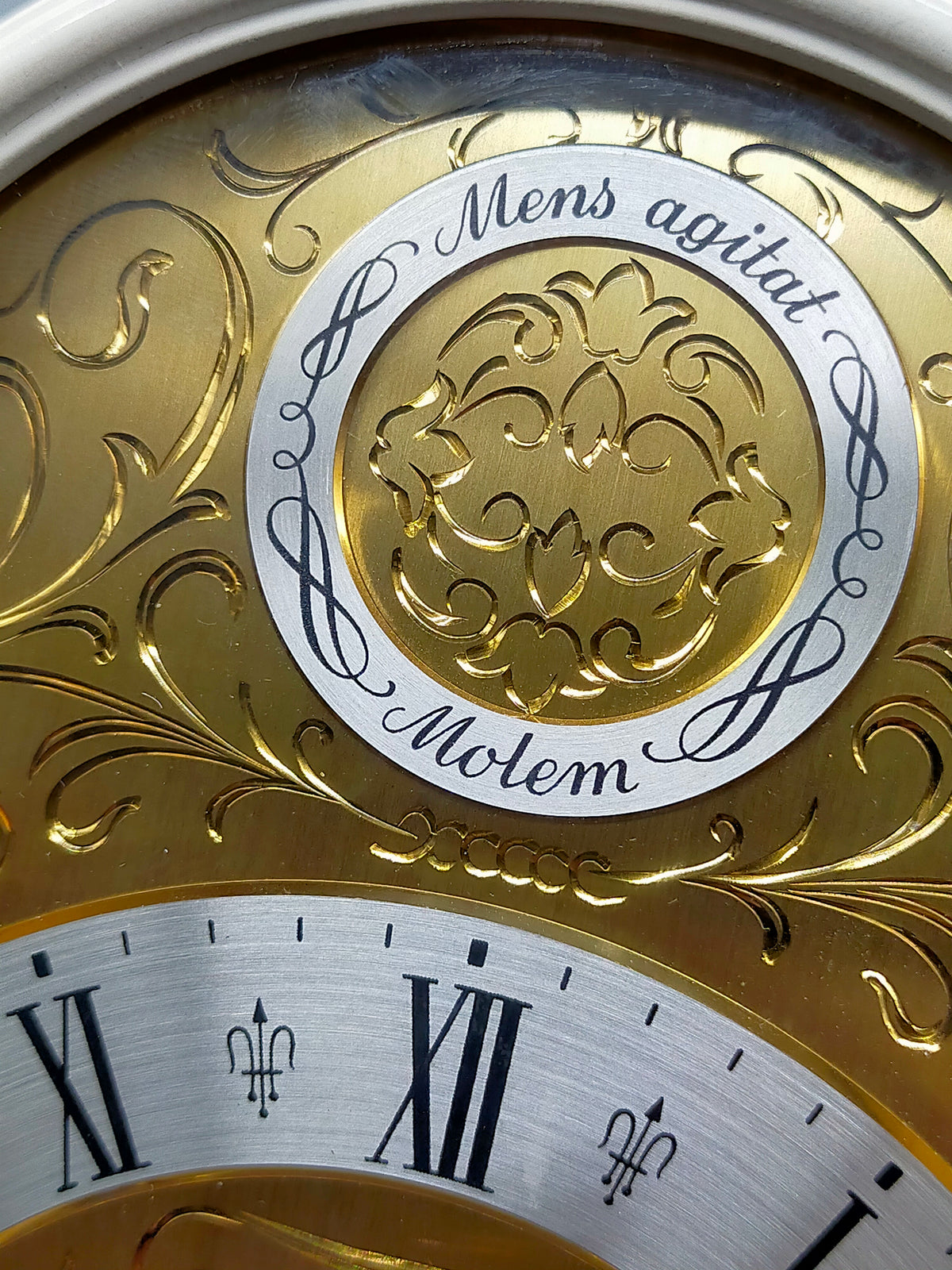 Elegante Junghans Meister Tischuhr – Vintage Kaminuhr mit Zifferblatt