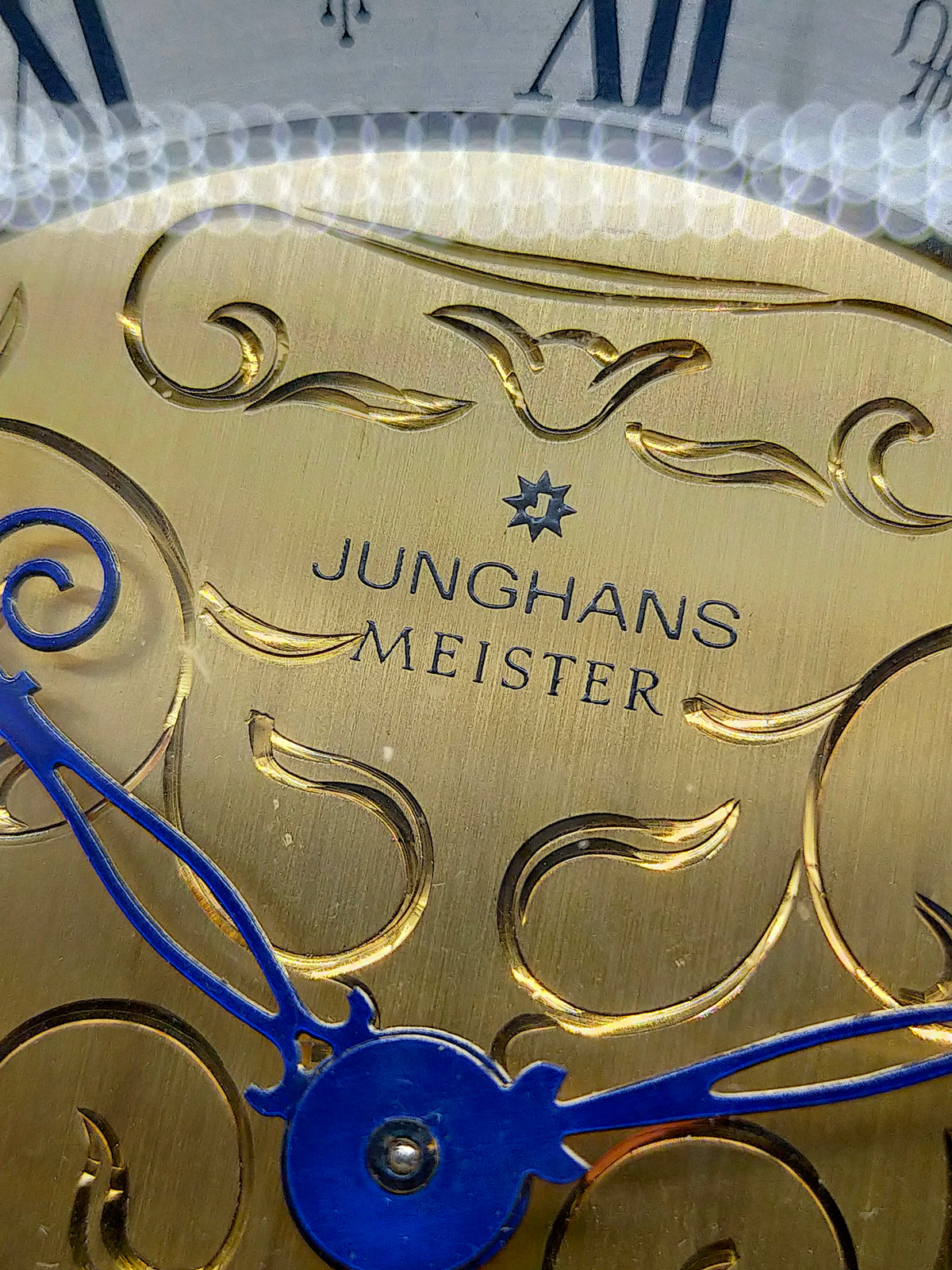 Elegante Junghans Meister Tischuhr – Vintage Kaminuhr mit Zifferblatt