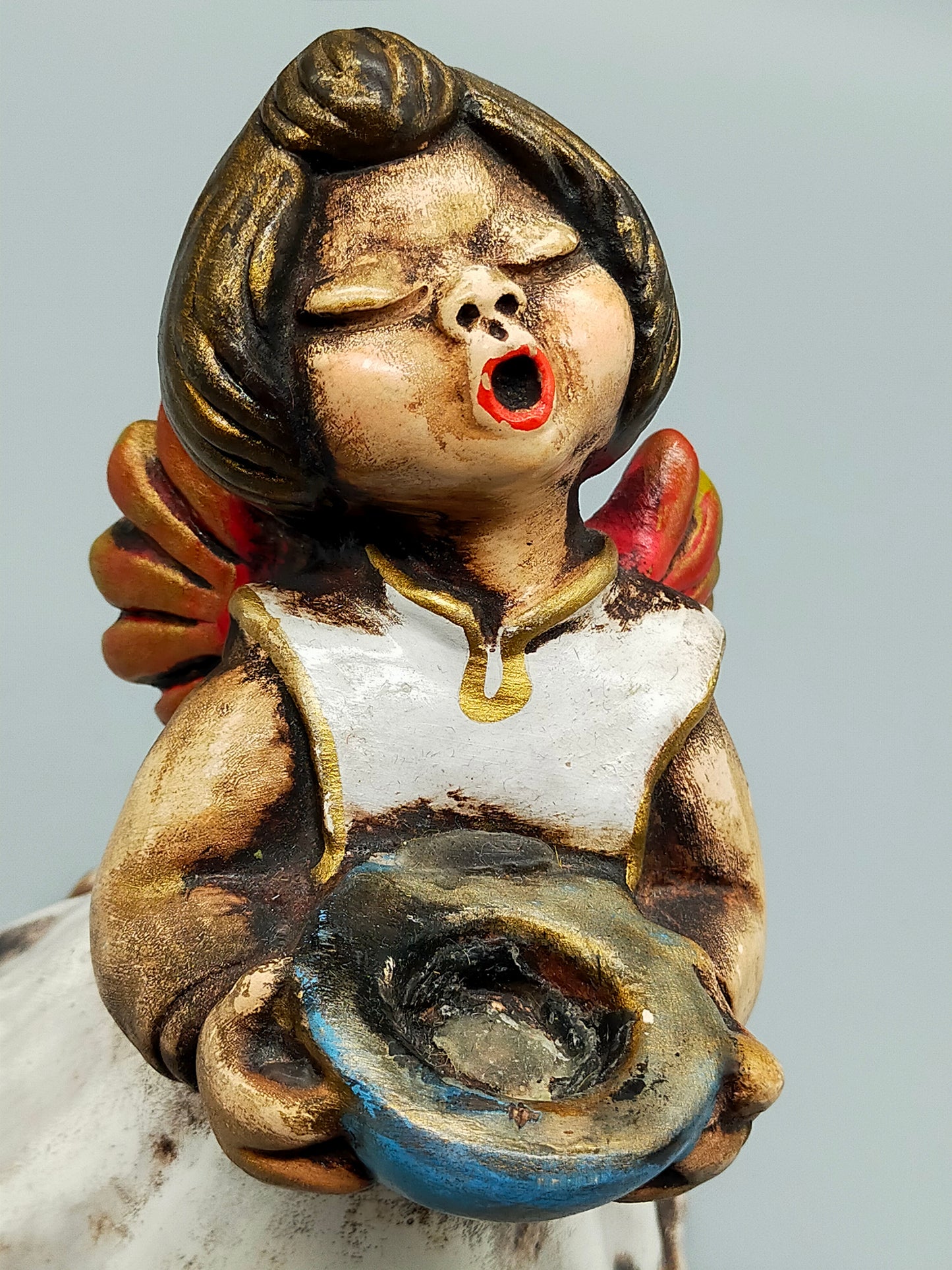 Thun Keramik Figur – Handbemalter Engel