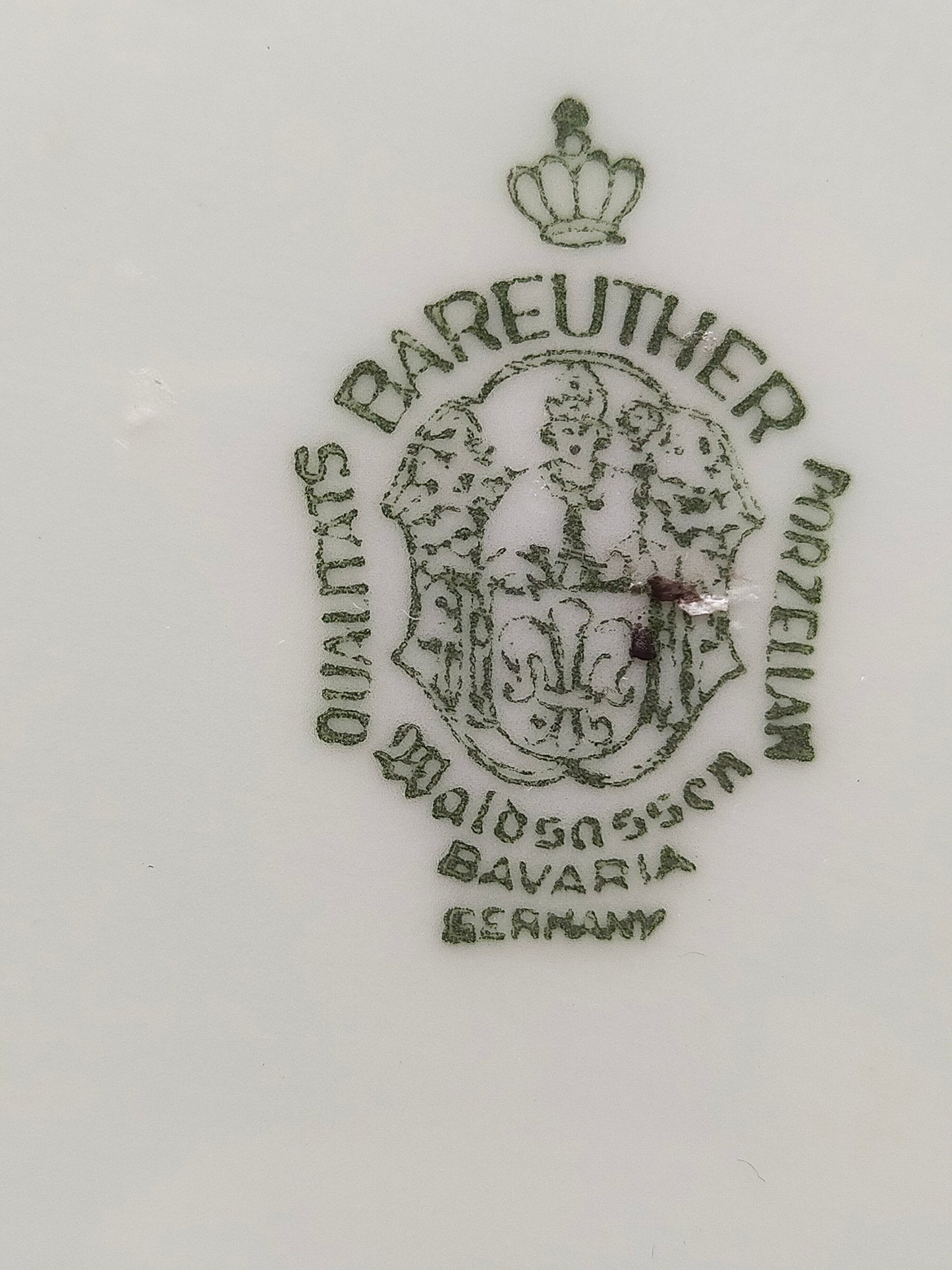 Elegante Bareuther Porzellan Schale – Durchbrochener Rand mit Blumenbukett