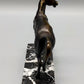 Elegante Bronze Skulptur – Edles Pferd auf Marmorsockel