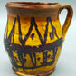 Vintage Keramik Krug – Handbemalter Krug mit Gelb-Brauner Glasur