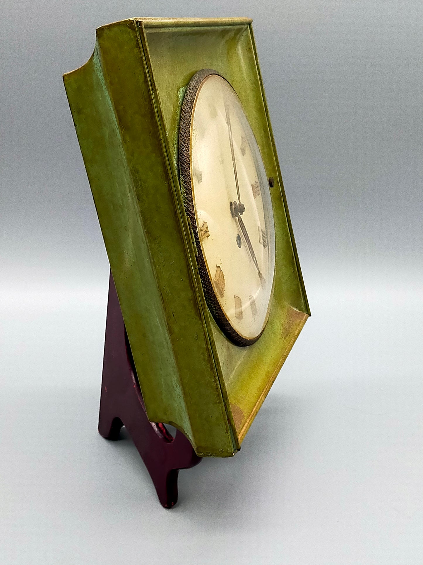 Junghans Meister Tischuhr – Vintage Design für Sammler