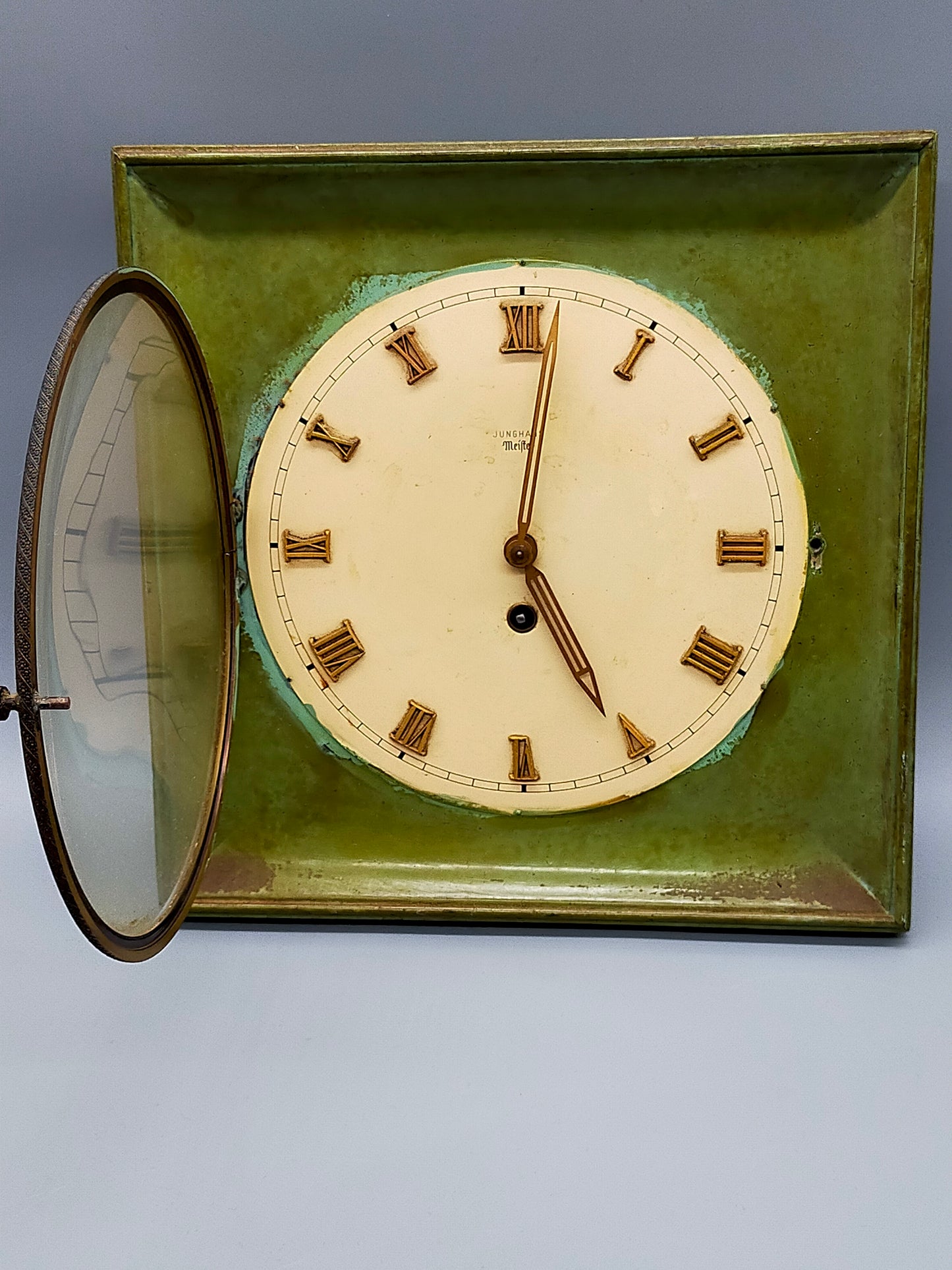 Junghans Meister Tischuhr – Vintage Design für Sammler