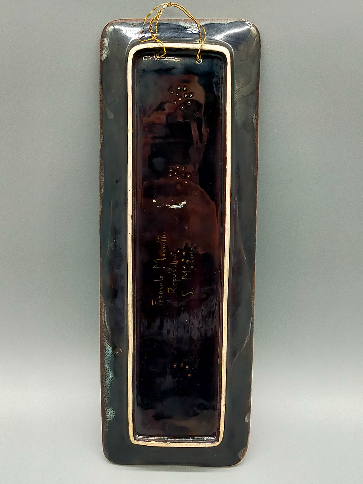 Künstler-Wandbild Emailliertes Relief – Handgefertigte Keramiktafel San Marino