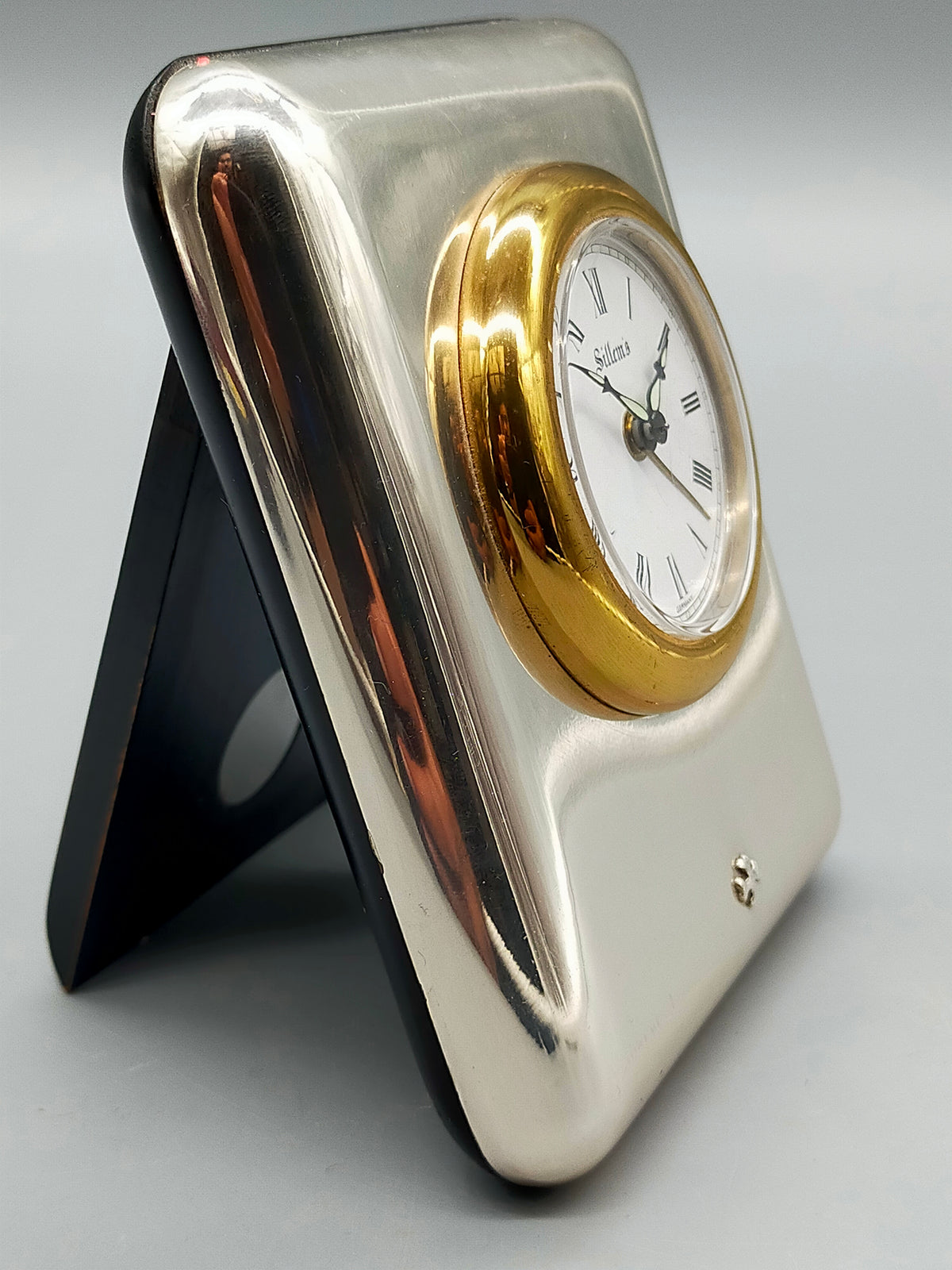 Elegante Sillem's Tischuhr – Klassisches Design mit römischen Ziffern