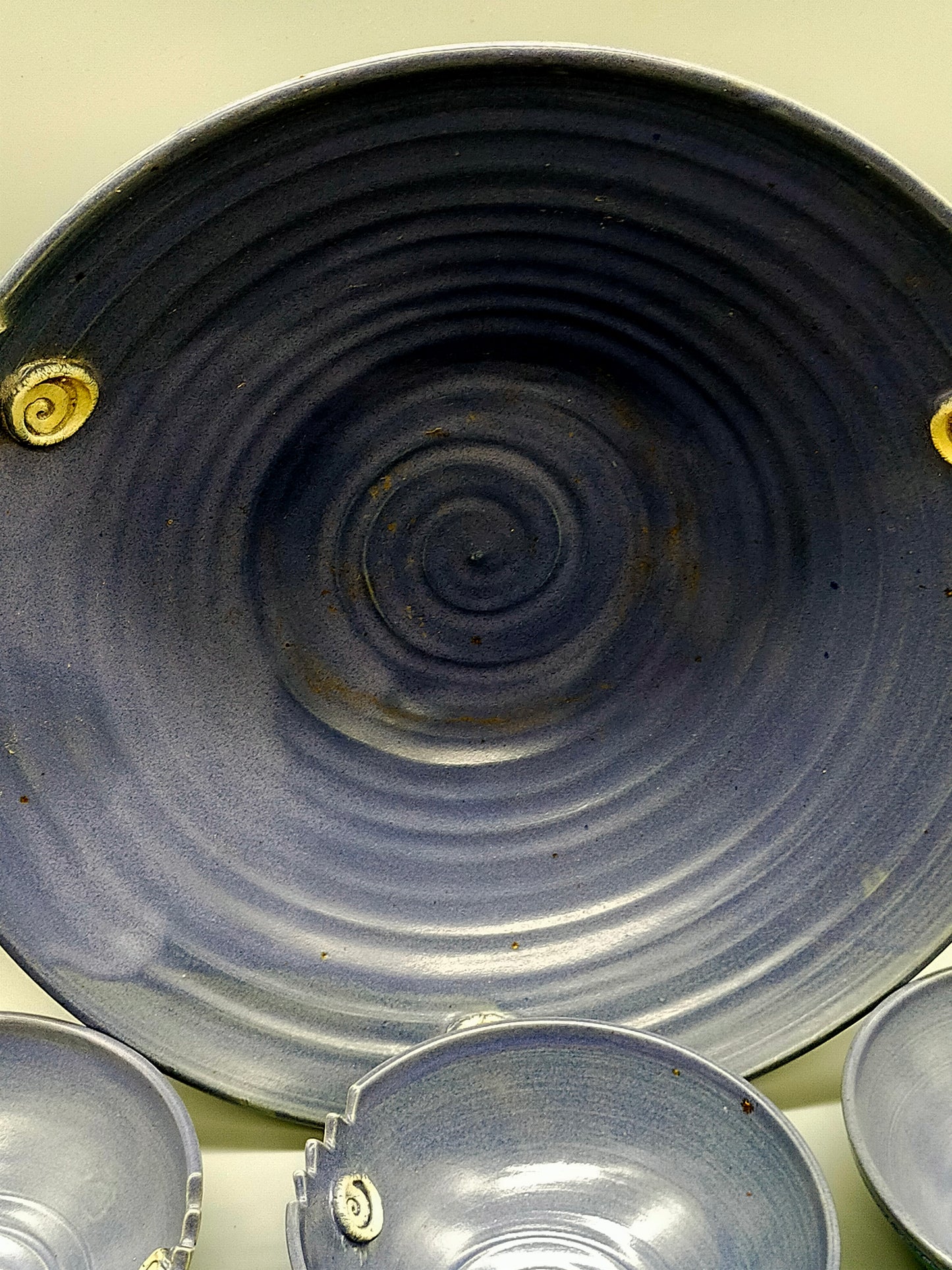Handgefertigtes Keramik-Set – Große Schale und 6 Suppentassen in Blau