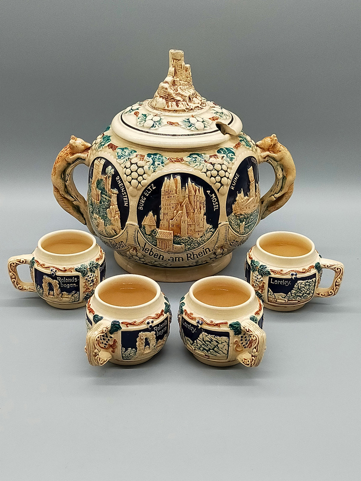 Antikes Keramik Bowle-Set – Rheinische Burgen Motive mit Tassen